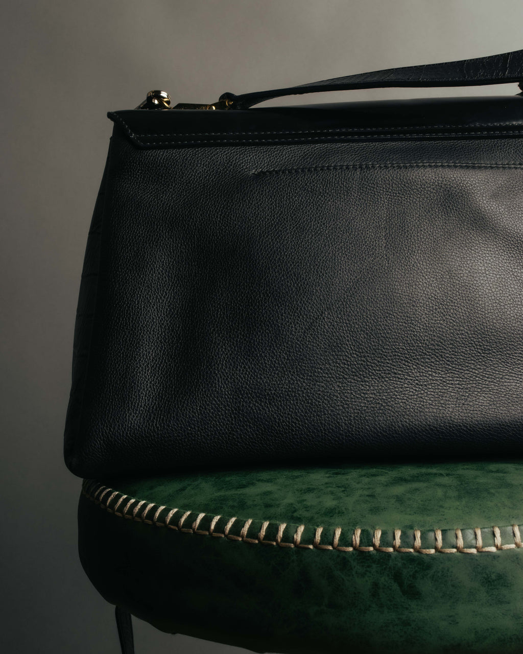-SPECIAL- “BALENCIAGA” 2013-17 Le dix mixed leather shoulder bag