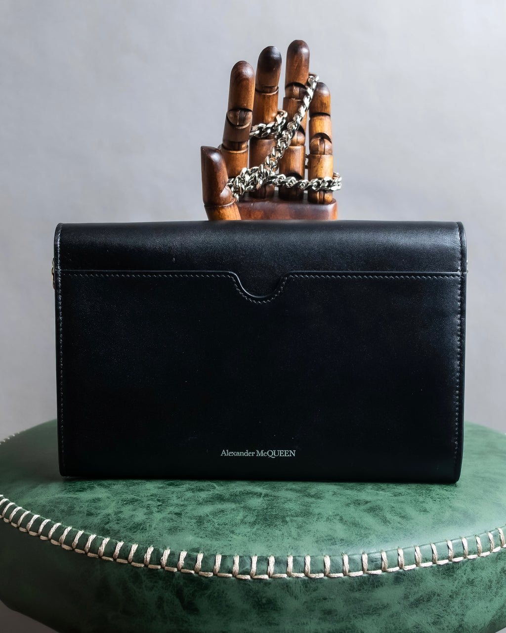 "Alexandar McQueen" Two-tone crystal clasp leather shoulder wallet