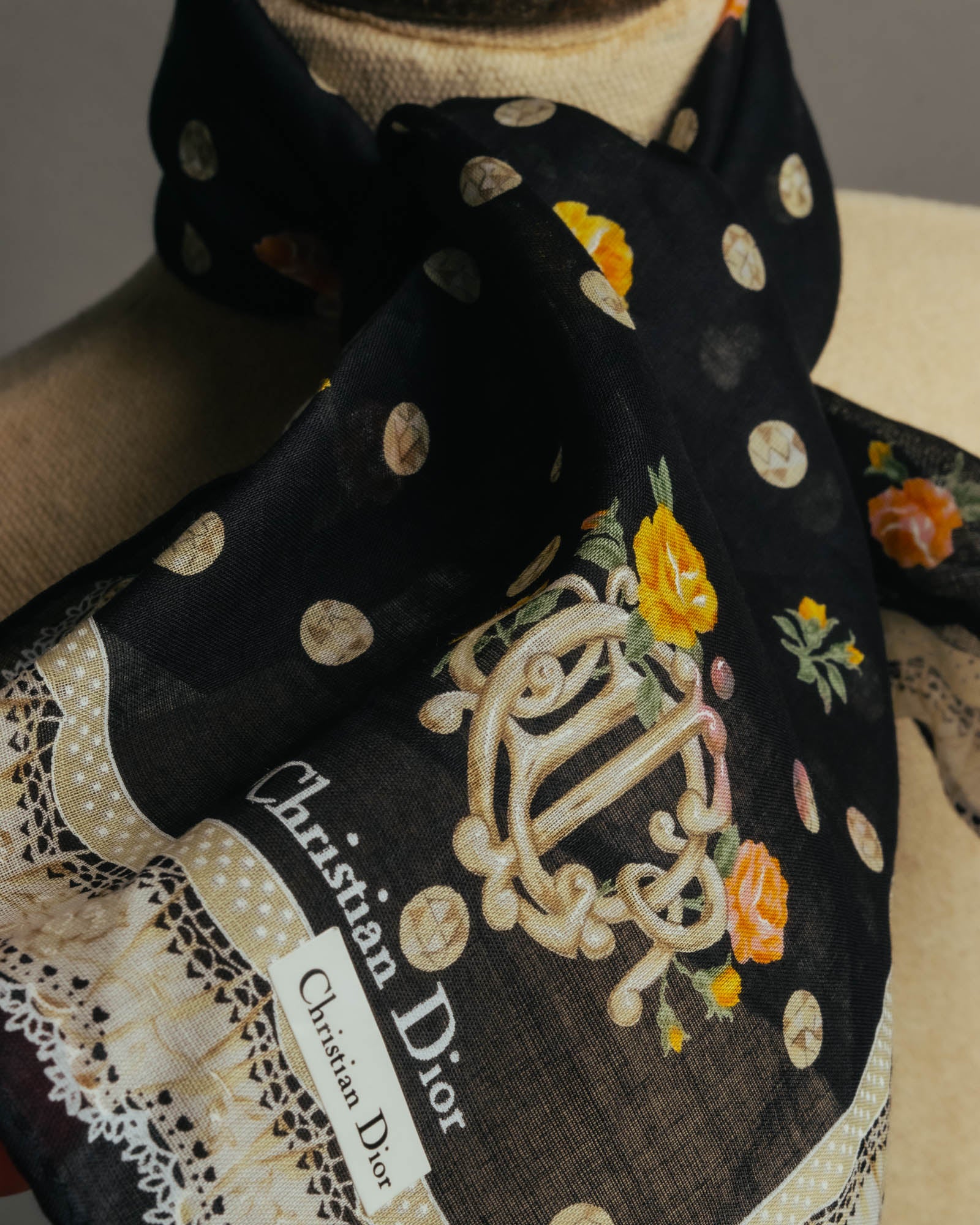 “Christian Dior” 90’s-00’s Romantic dot floral handkerchief scarf