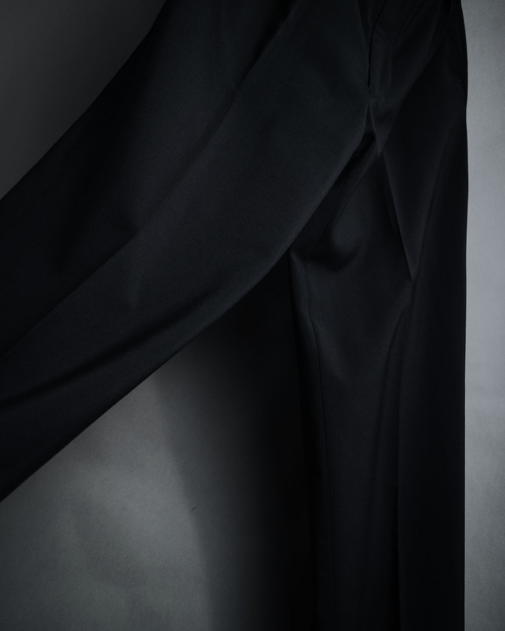 "Paul Smith" 90’s classic pinstripe three-button suit set-up