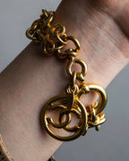 "1993's CHANEL" Coco mark motif gold bracelet