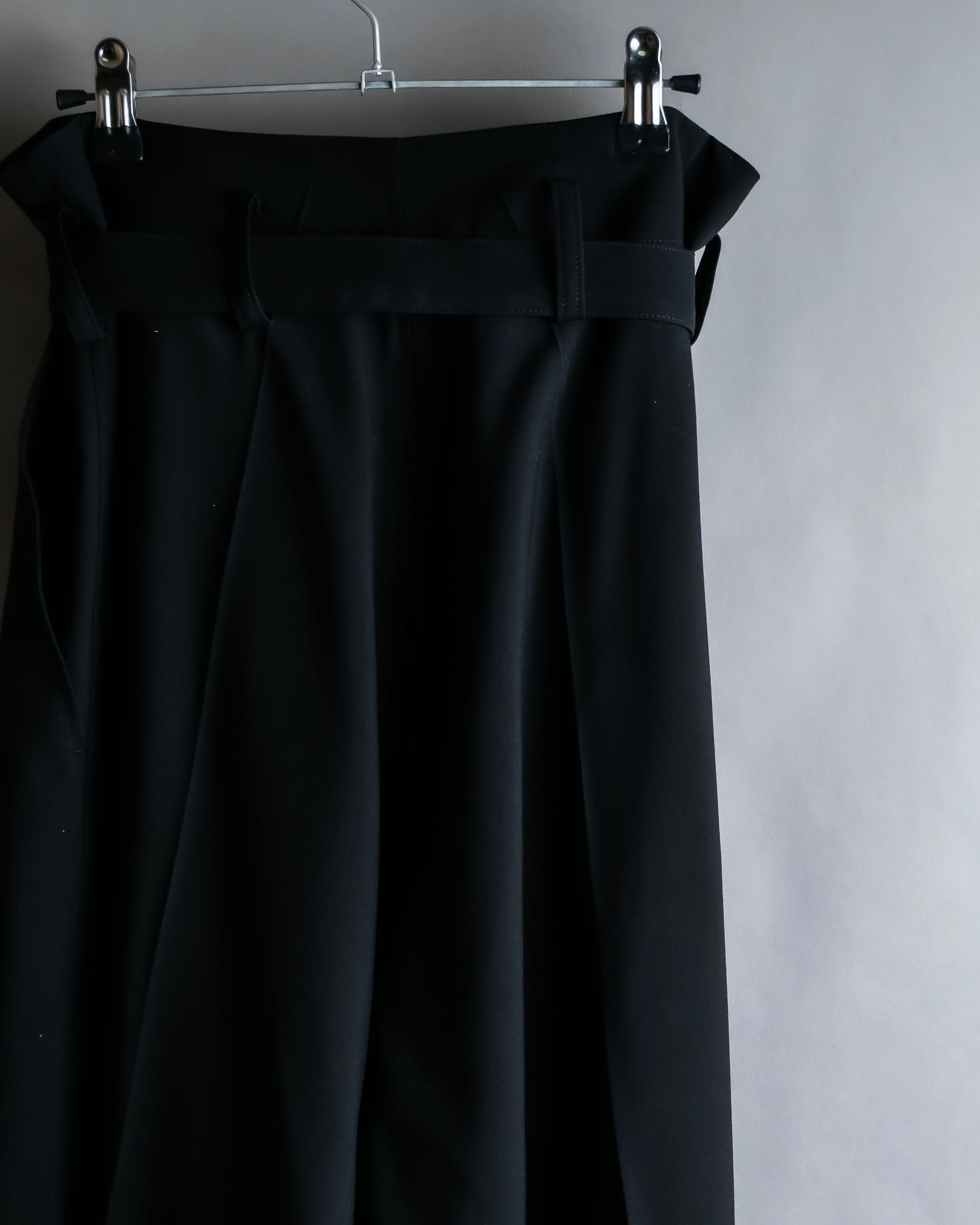 "YOHJI YAMAMOTO +NOIR" Asymmetrical slit sarouel slacks