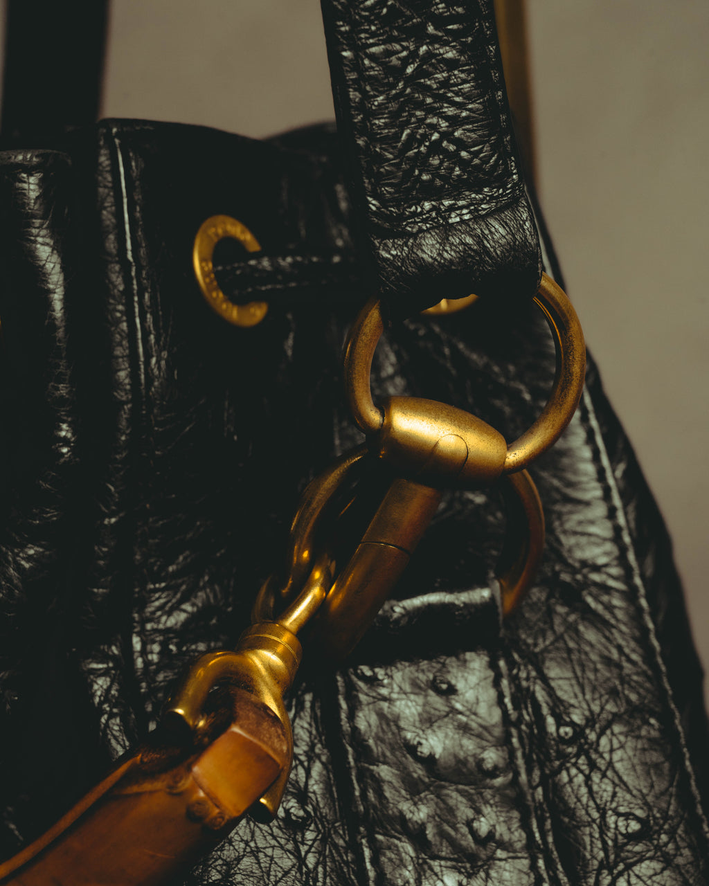 –SPECIAL– "GUCCI" 80's Bamboo handle leather bucket bag