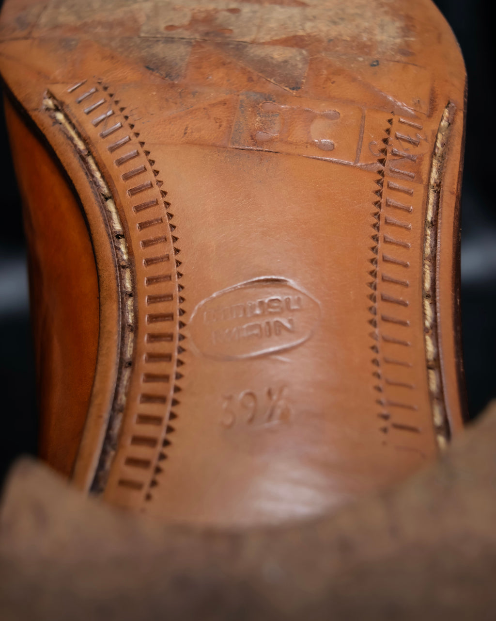 “CELINE” triomphe belt designed loafers