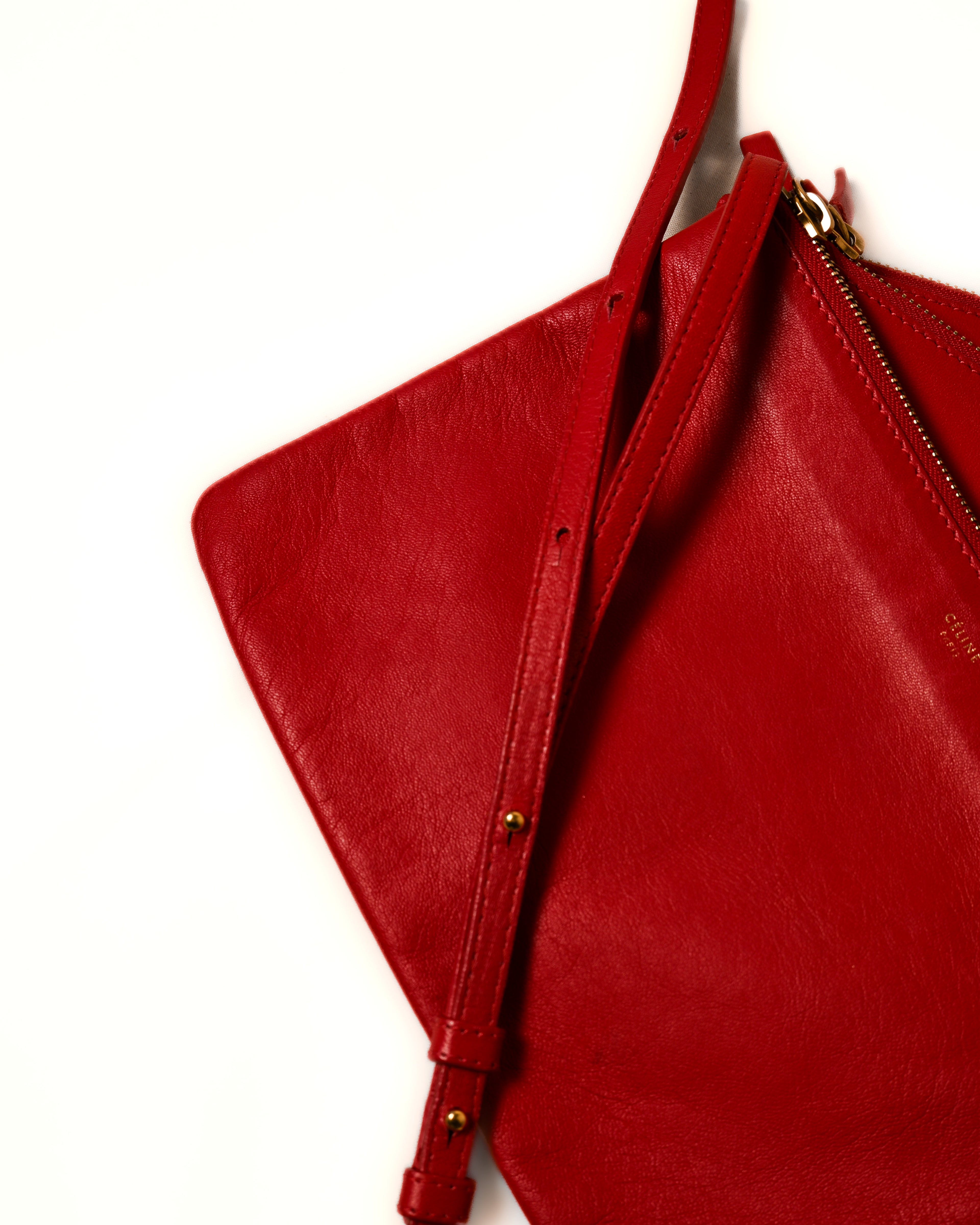 CÉLINE by Phoebe Philo
/ "Trio Small" Shoulder Bag Red