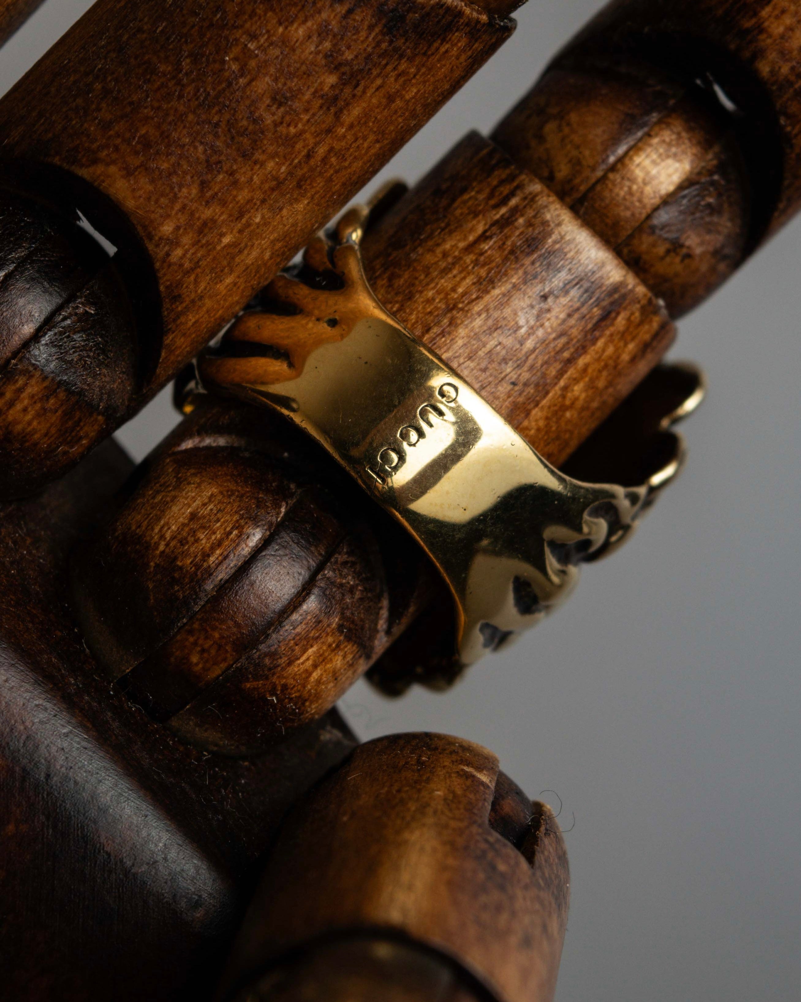 "GUCCI" Michele period lion head gold ring