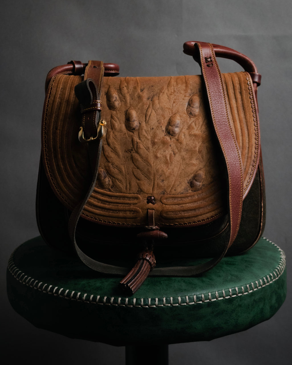 –SPECIAL– “LOEWE” 70’s-80’s Caza Cordobán embossed shoulder bag