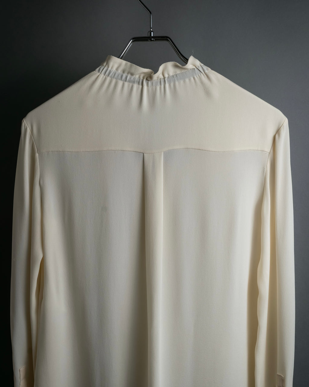 "VALENTINO" Gathered detail ribbon bow tie pullover