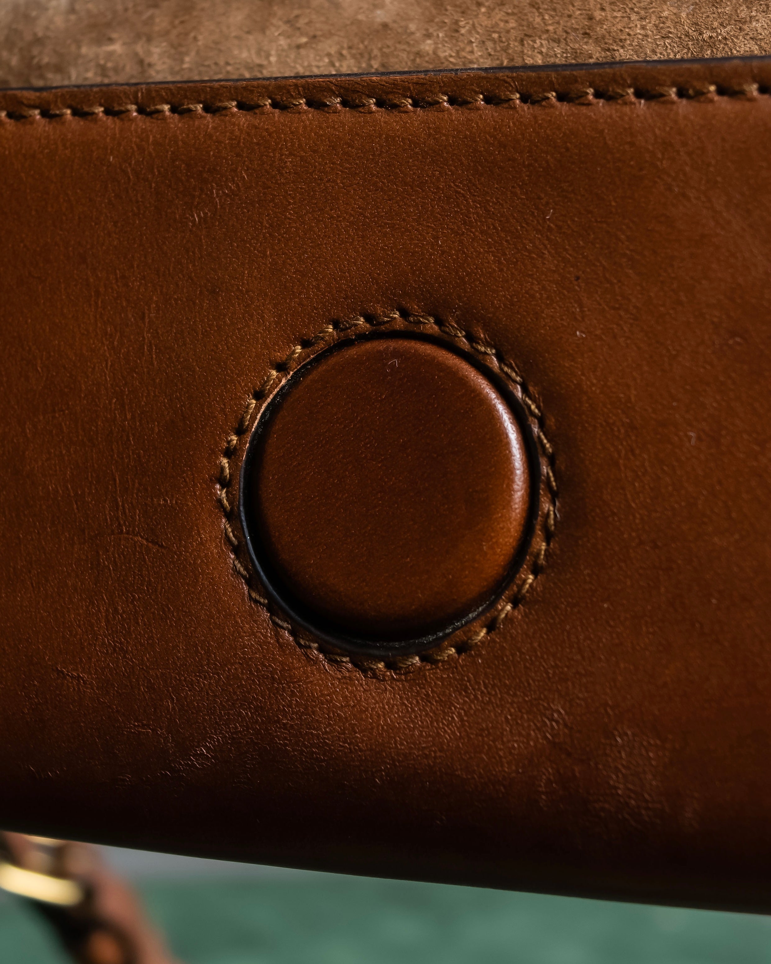 "GUCCI" Delicate horizontal design animalier leather shoulder bag