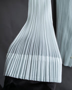 "PLEATS PLEASE ISSEY MIYAKE" Three-dimensional pleated long shirt