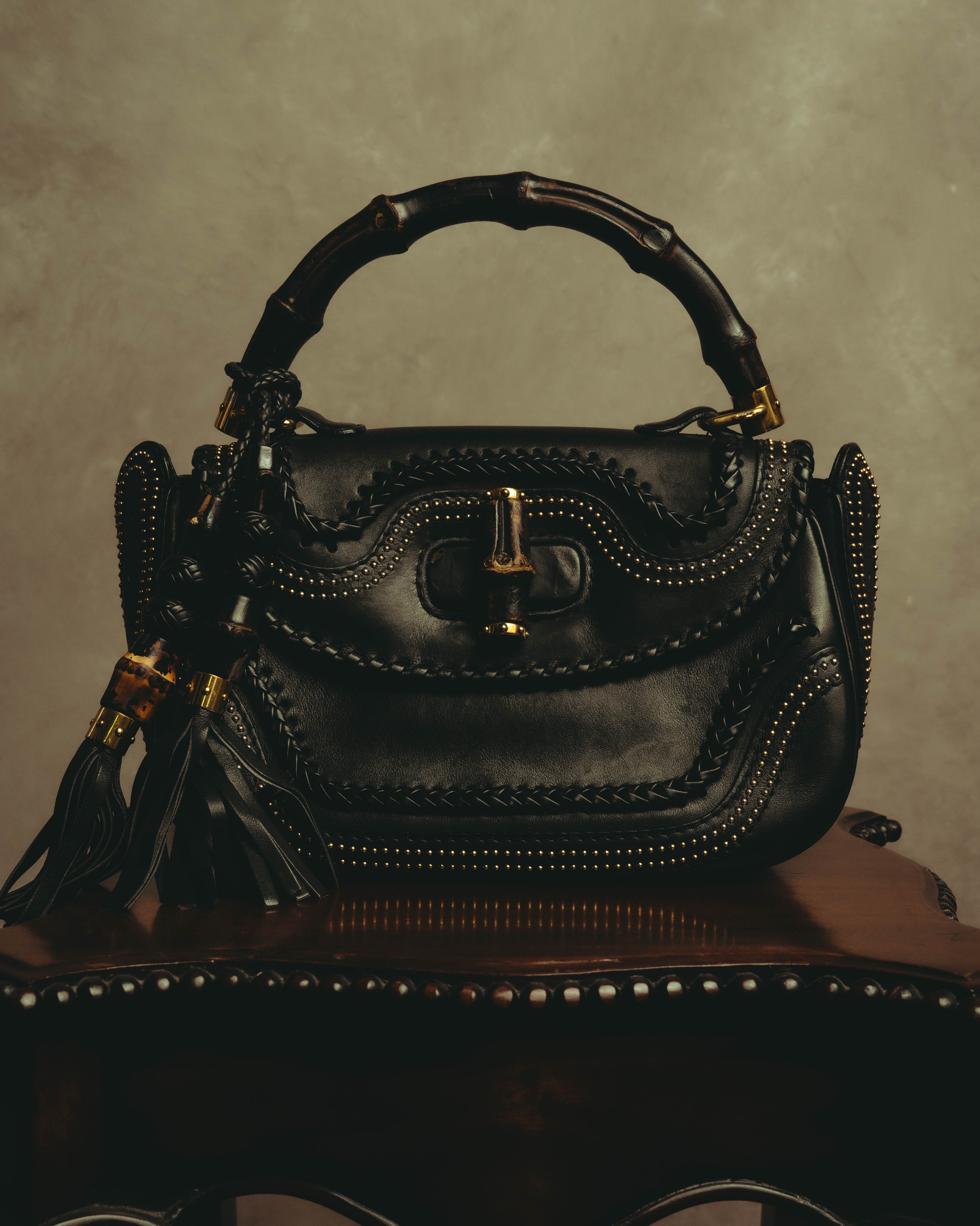 –SPECIAL– "GUCCI" 10's Embellished bamboo leather handbag