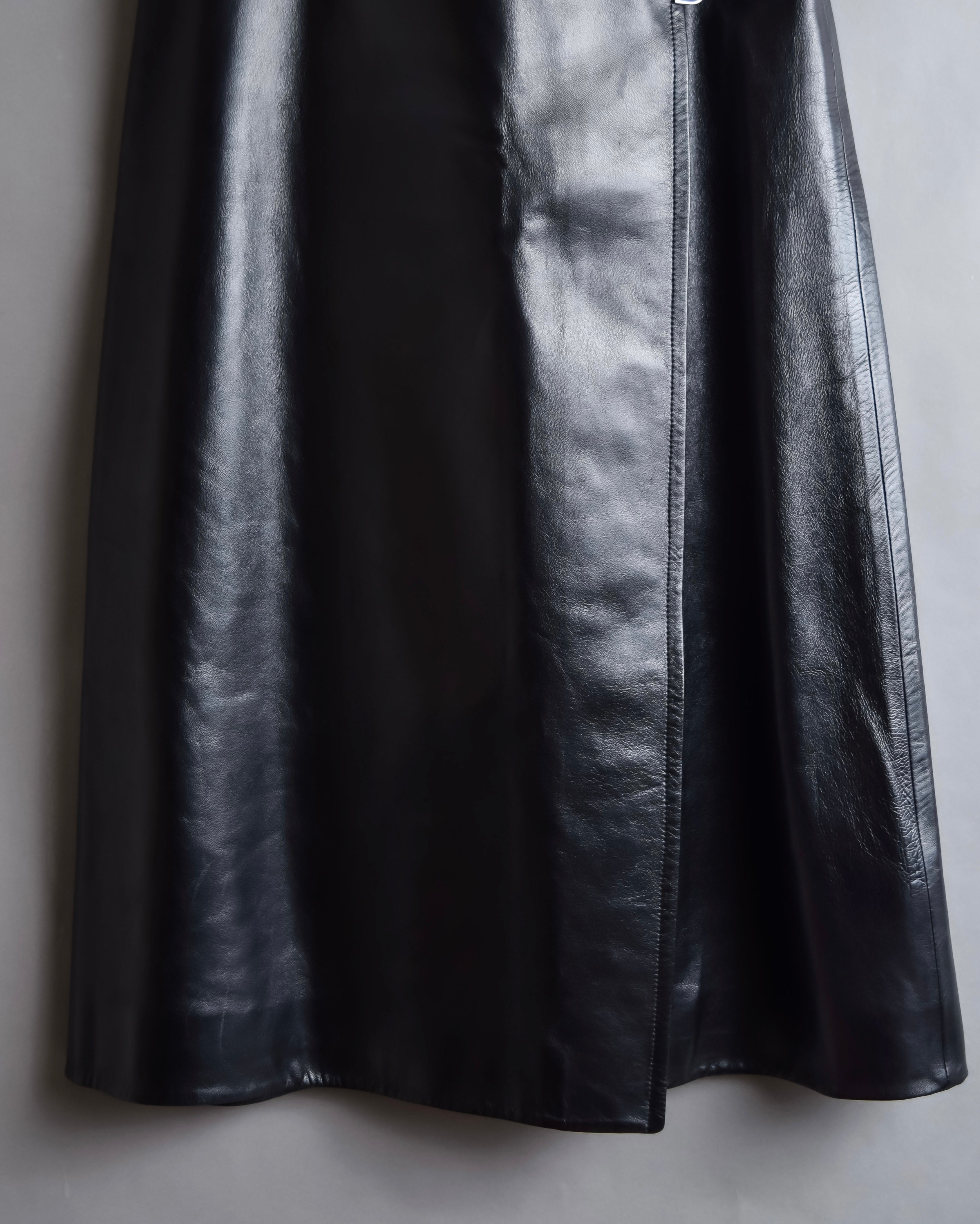 "CELINE" Front metal buckle detail leather skirt