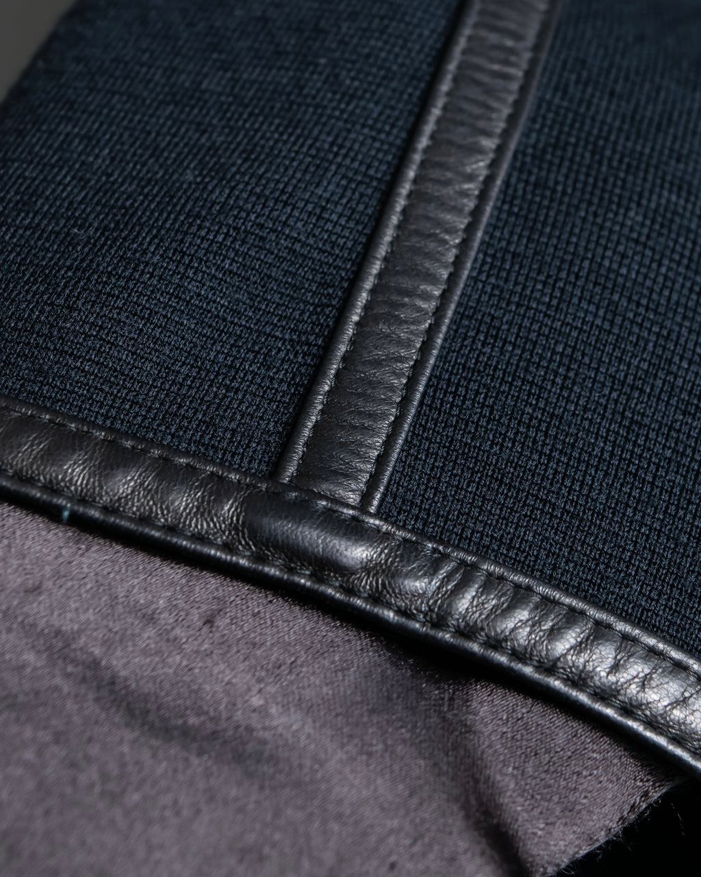 "GUCCI" Leather piping design box sleeve T-shirt