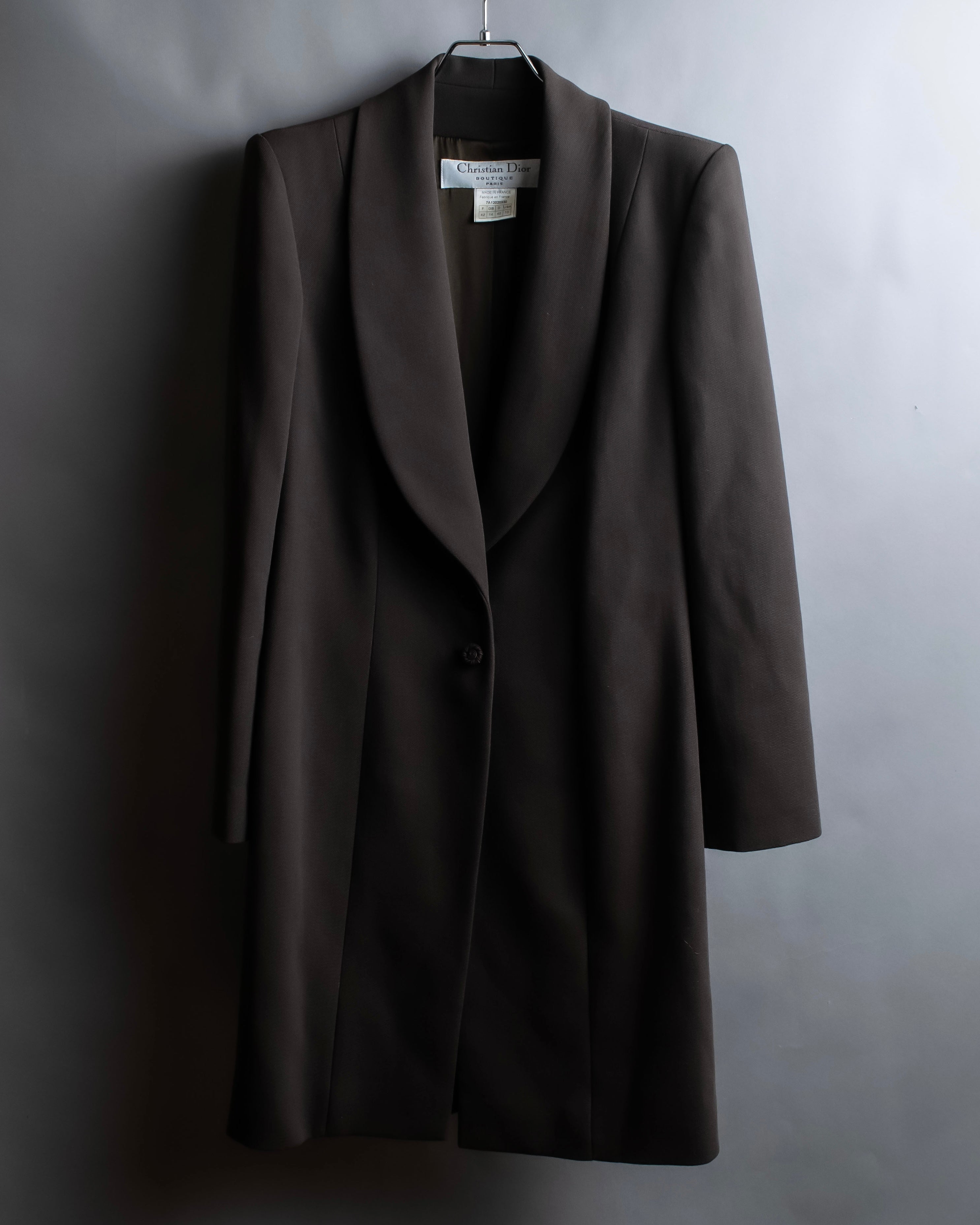 "Christian Dior Boutique Paris" Beautiful waist-shape shawl collar long coat