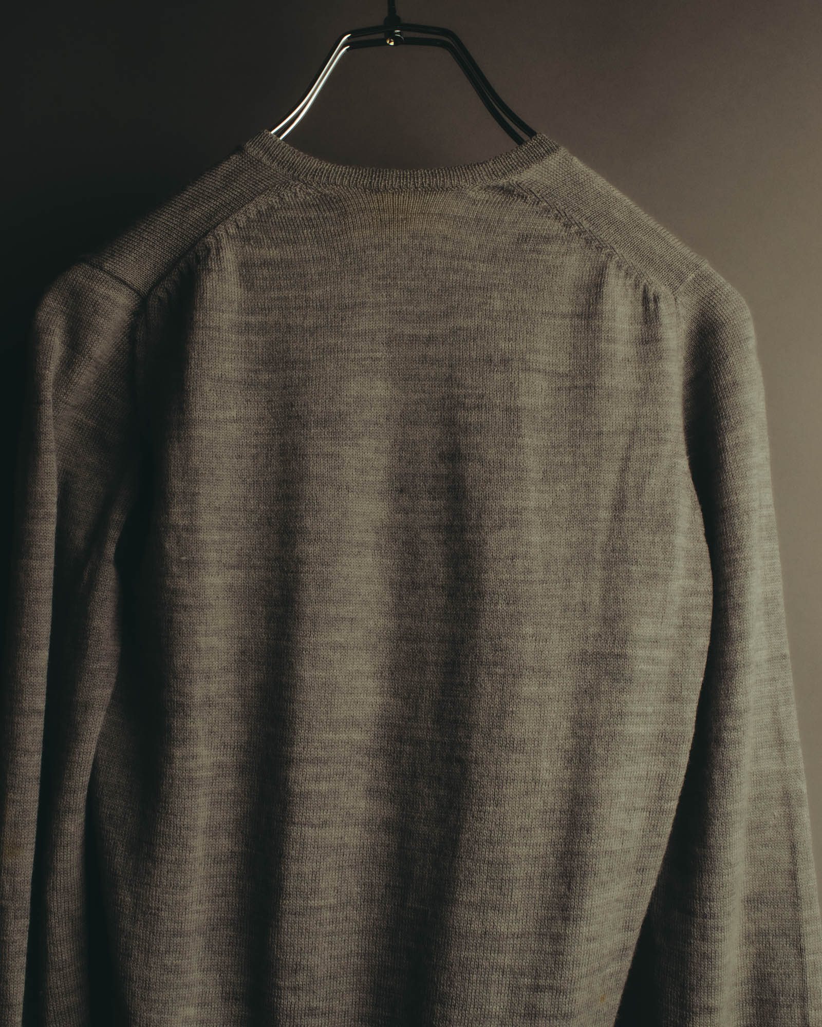 "Theatre PRODUCTS" 00's-10's Pearl embellished wool v-neck knit sweater