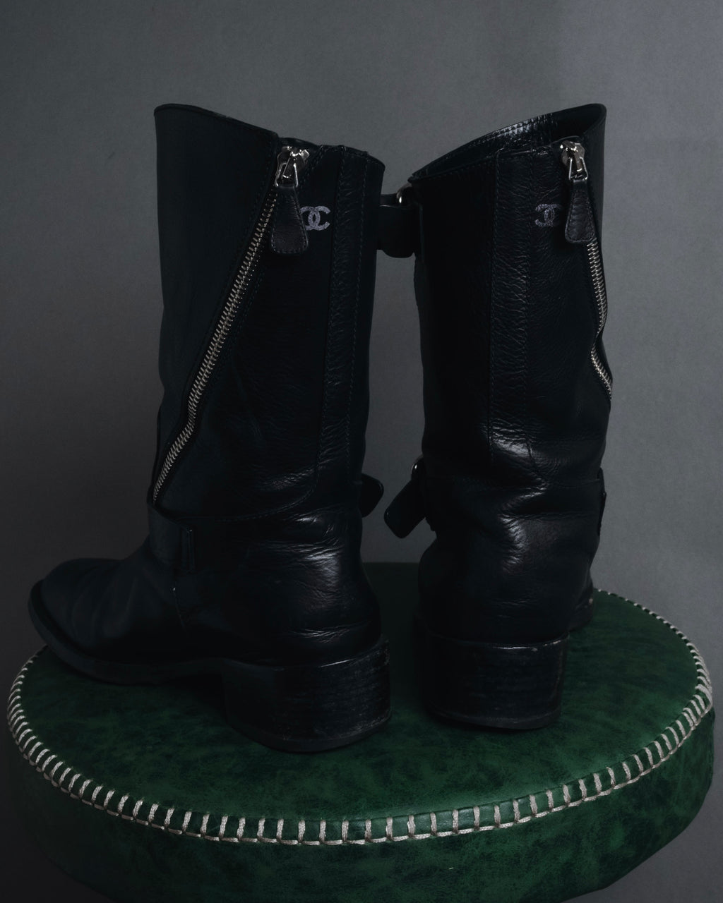 "CHANEL" 2006-12 Double-buckle leather engineer boots