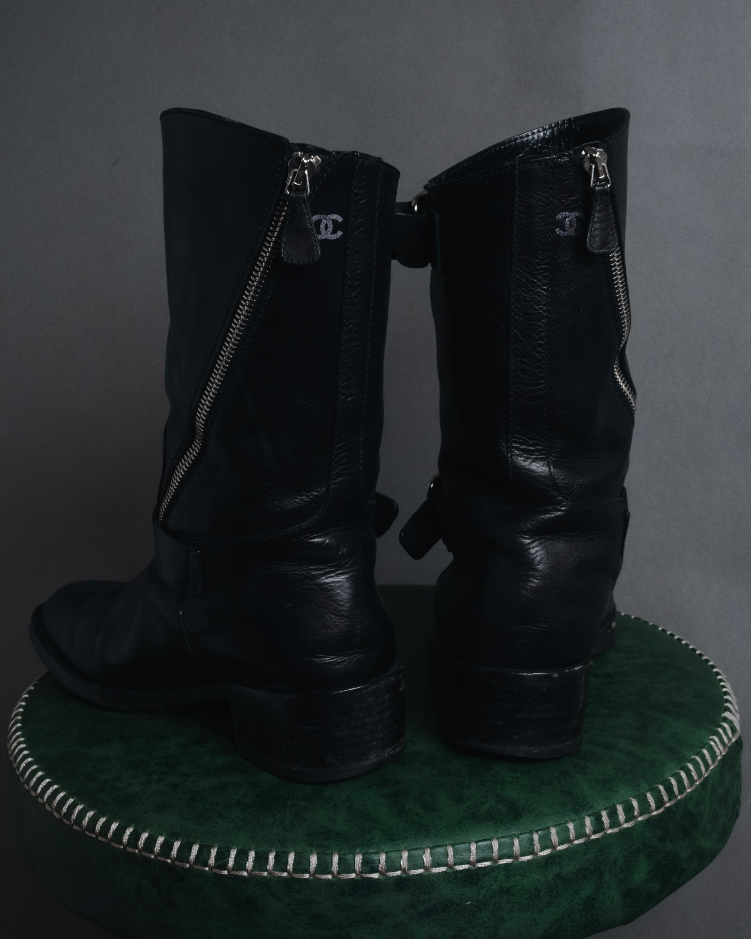 "CHANEL" 2006-12 Double-buckle leather engineer boots