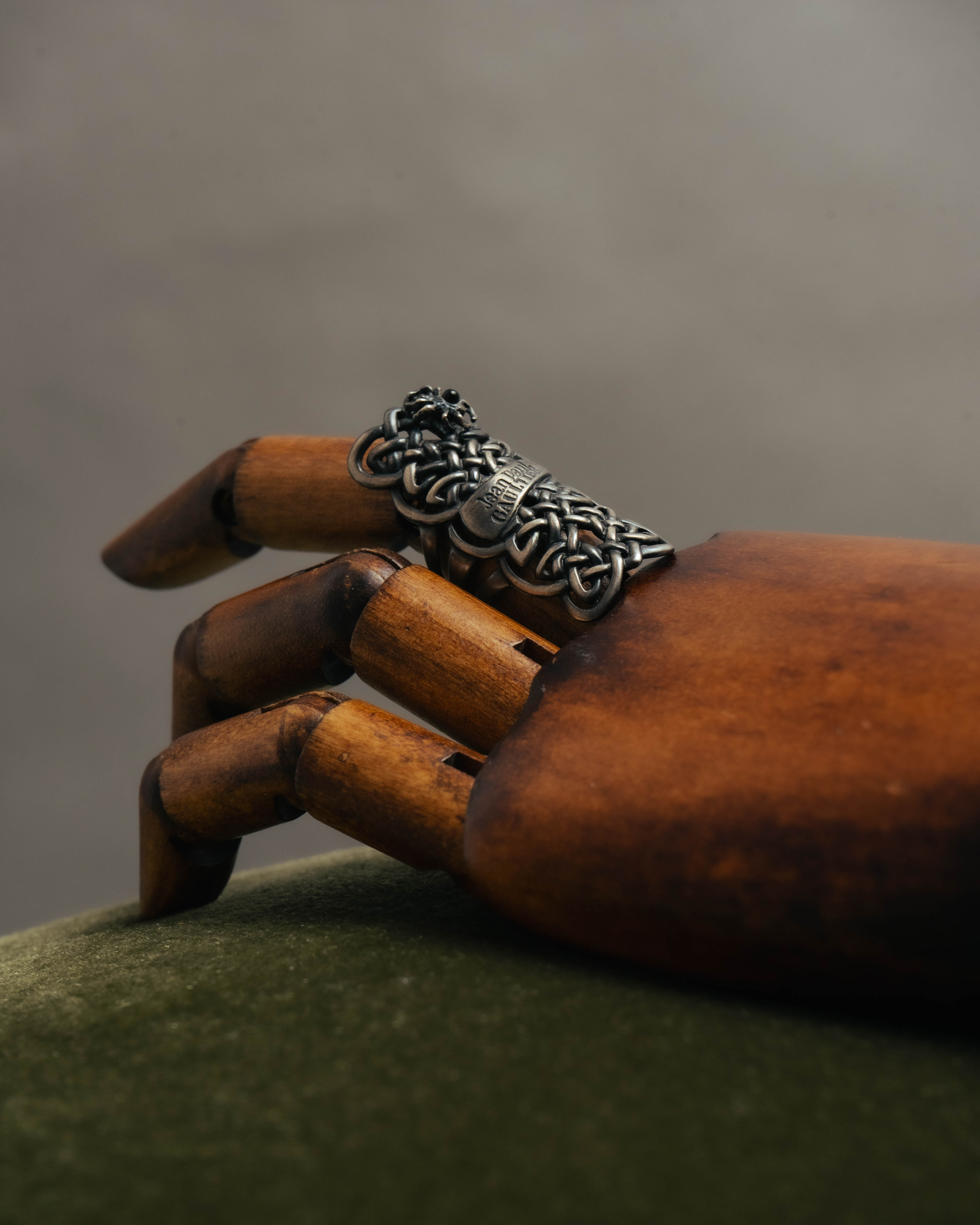 SPECIAL- “Jean Paul Gaultier“ 90's-00's oxidized silver knot ring