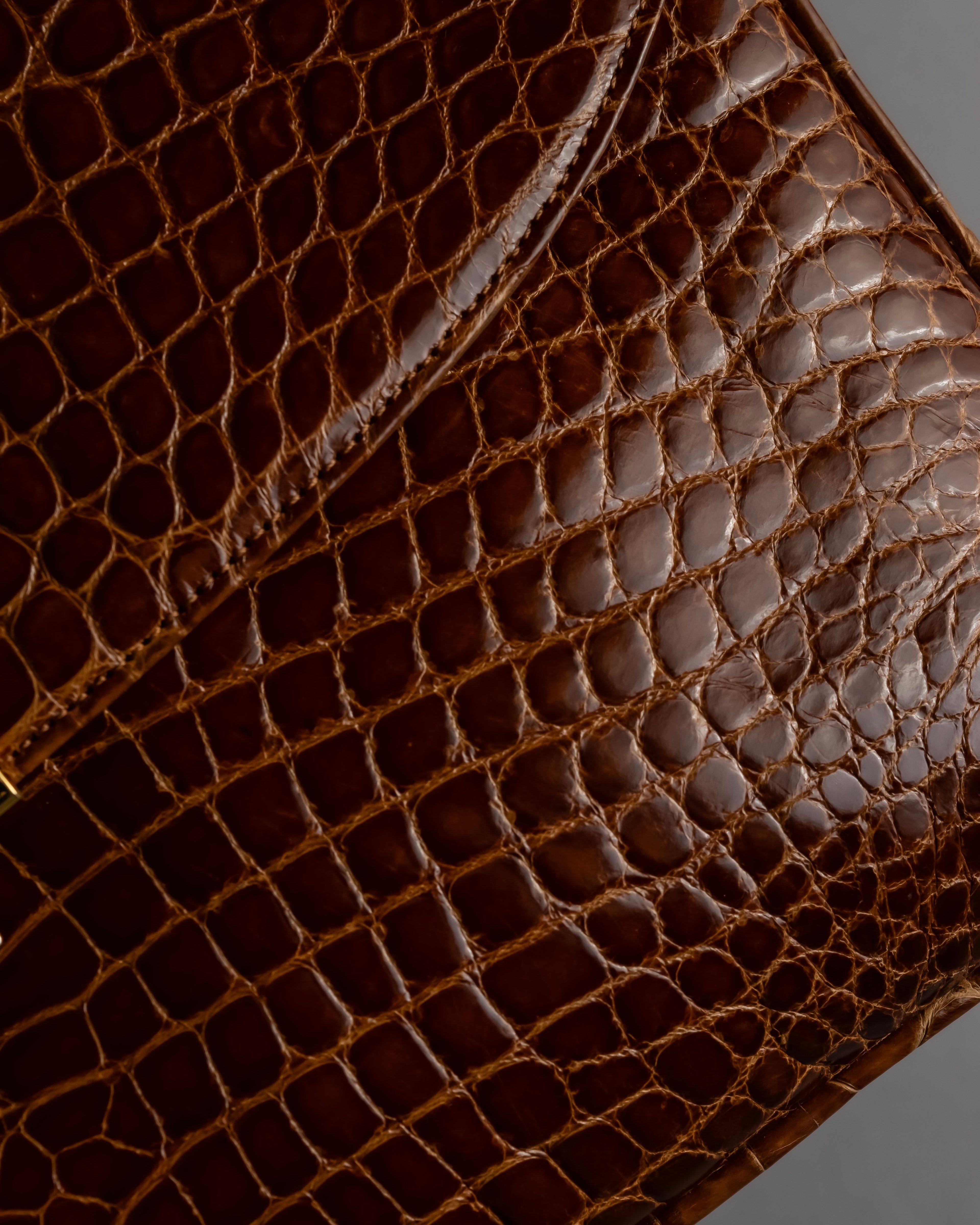 "Franco Parmiggiani" Turn lock design crocodile texture hand bag