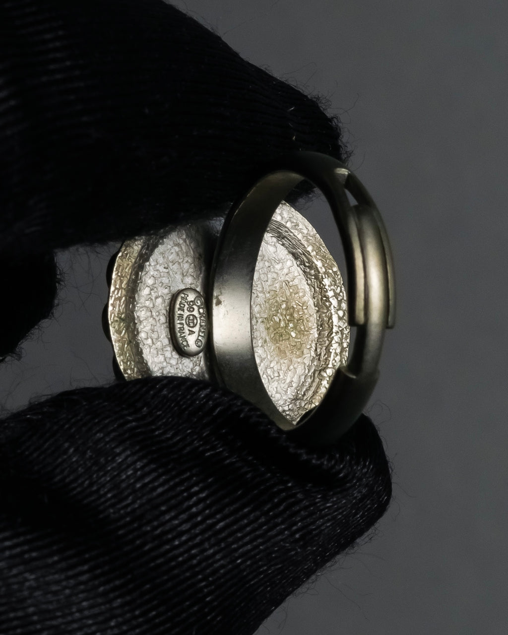 "CHANEL" 99AW Round top gorgeous design ring