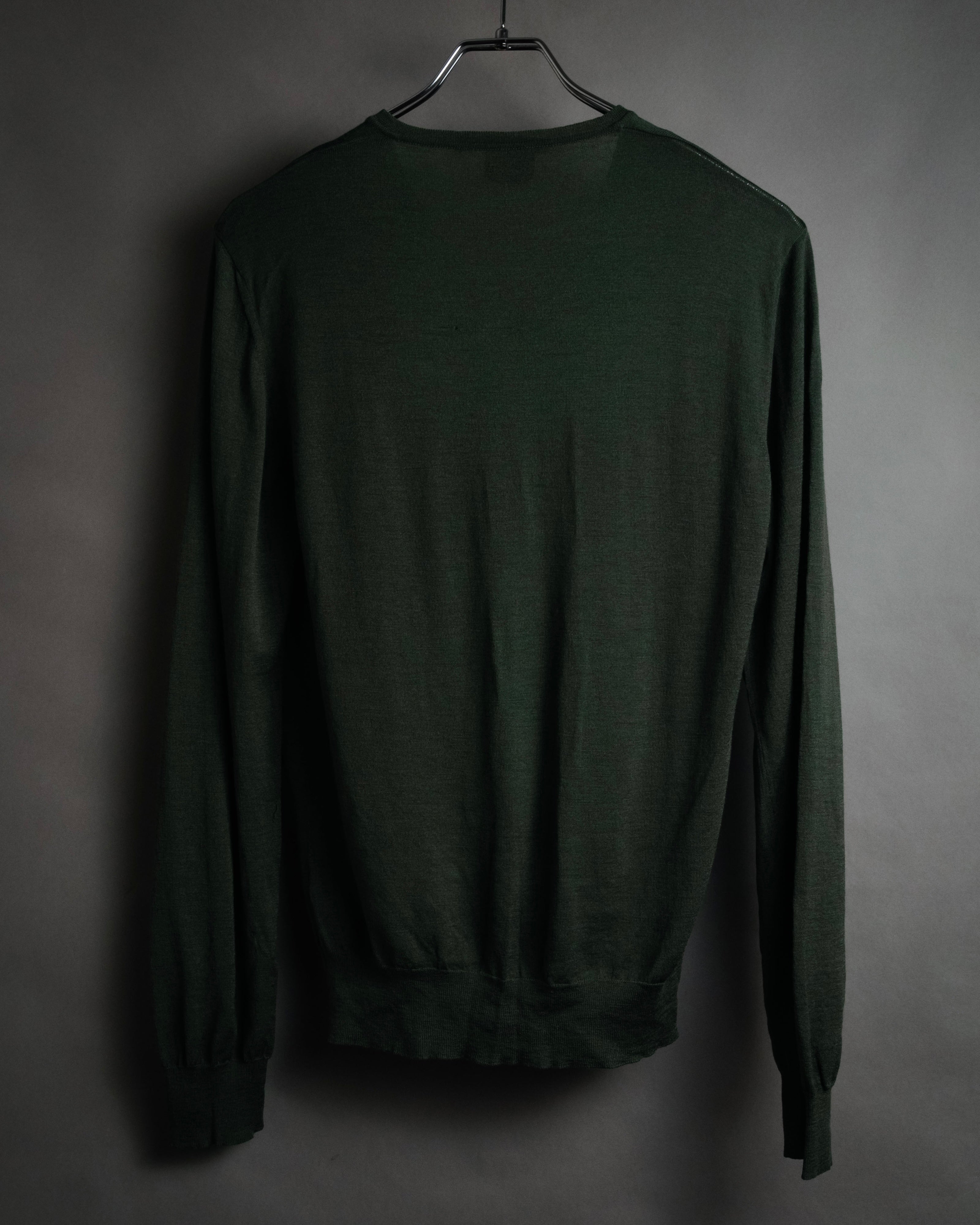 “GUCCI” Late 90’s-10’s Fine gauge v-neck knit