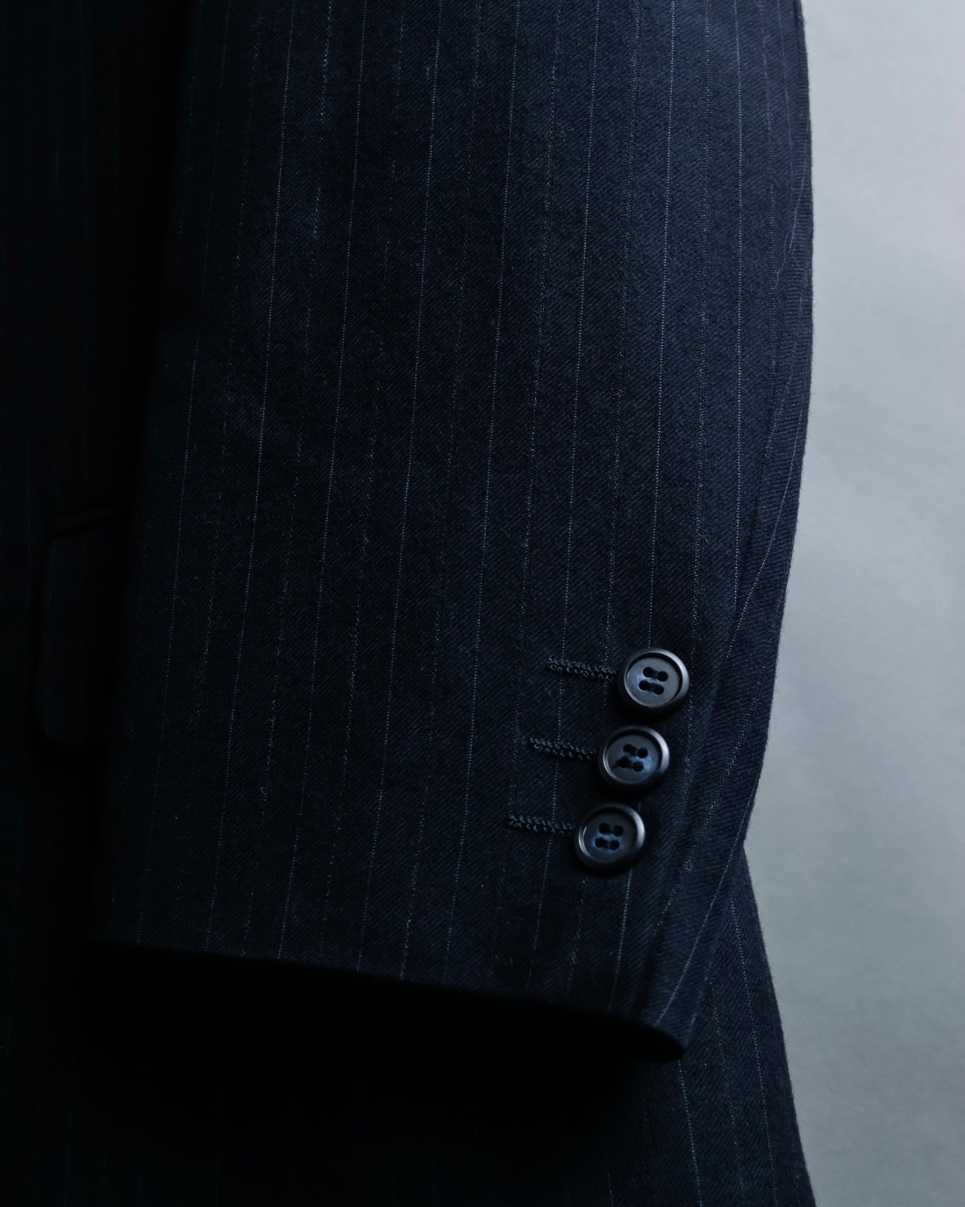 “BALENCIAGA” pinstripe beautiful shape tailored jacket