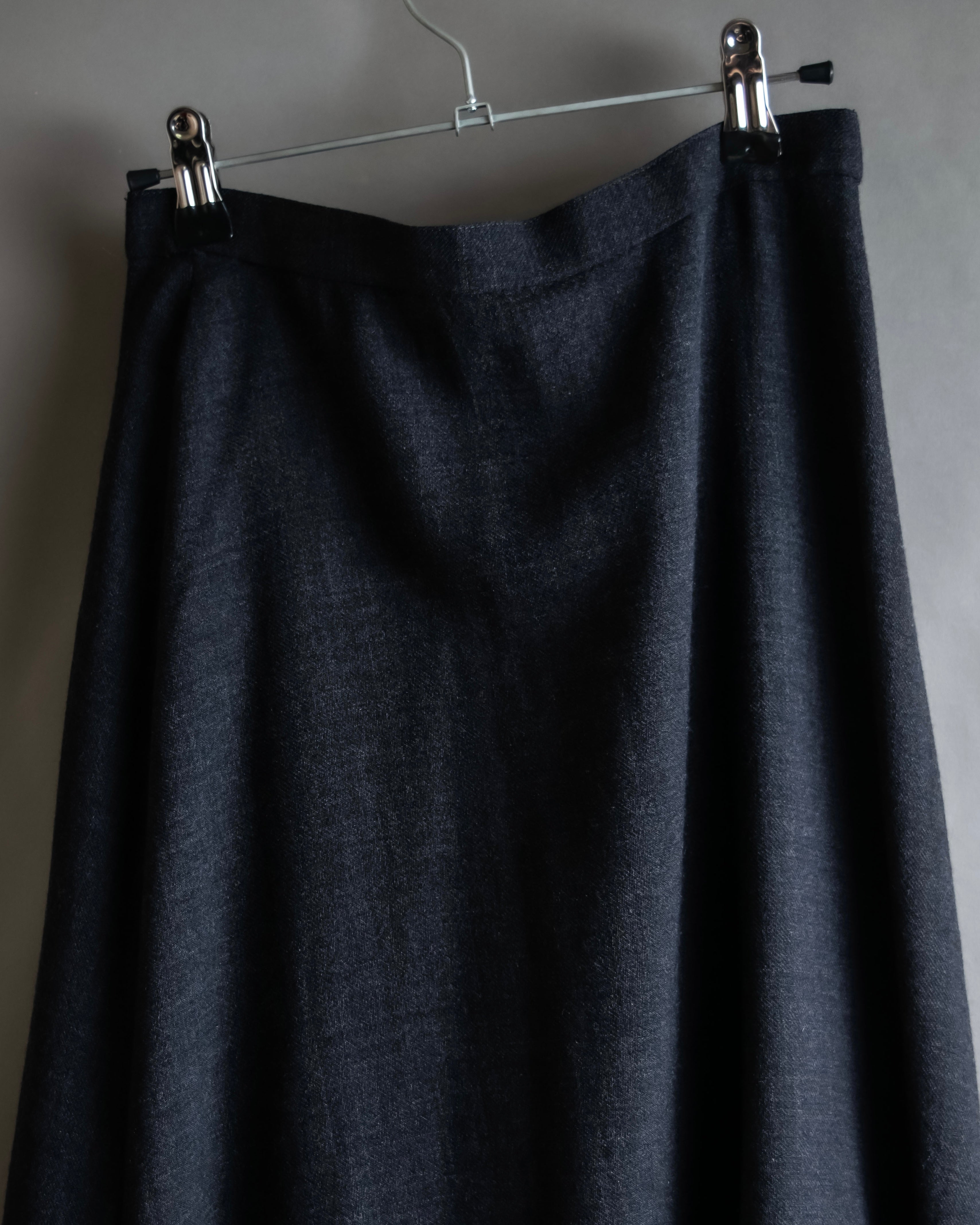 "Christian Dior" Front button design flare wool skirt