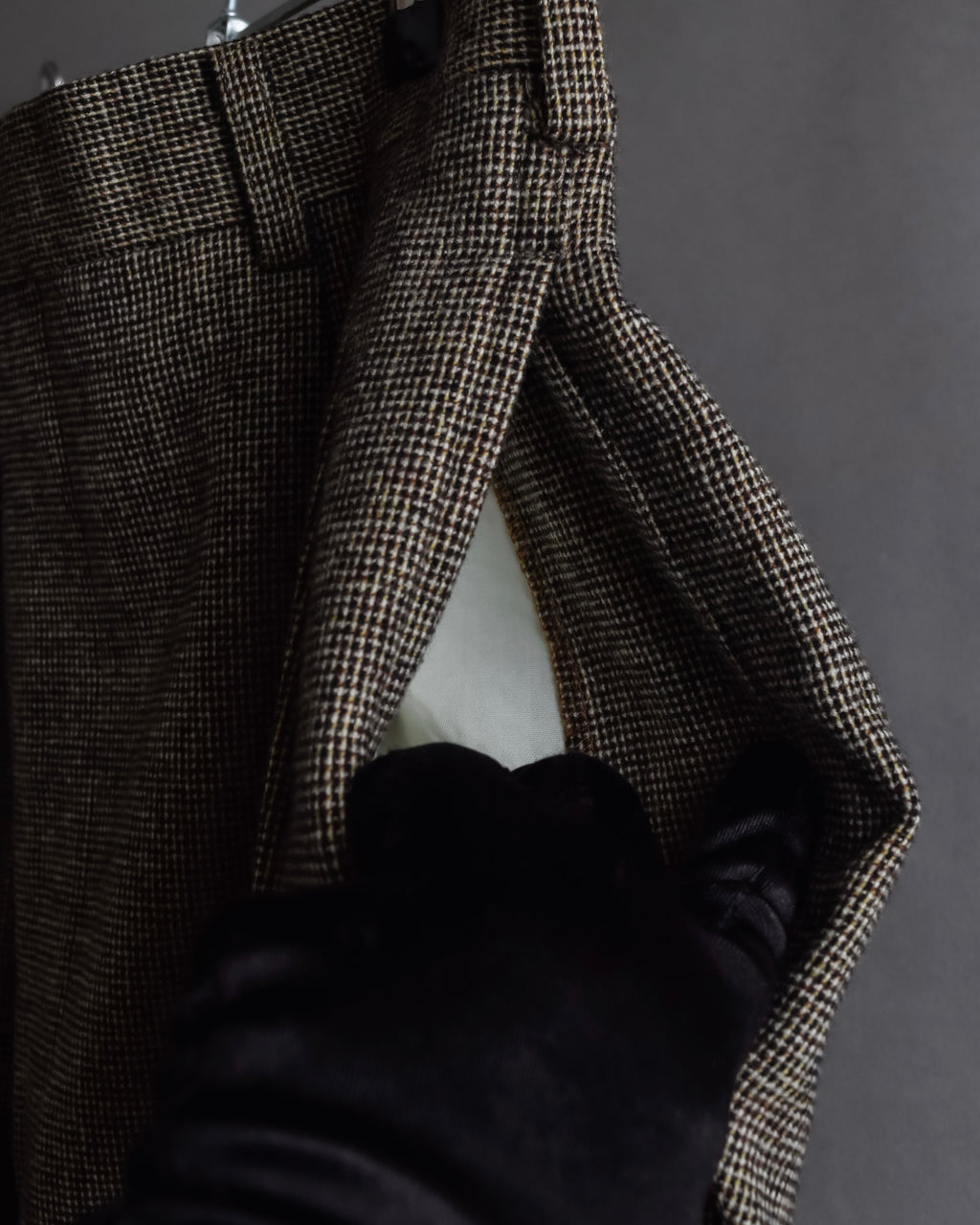 "BROOKS BROTHERS" Melange tweed three-piece suit