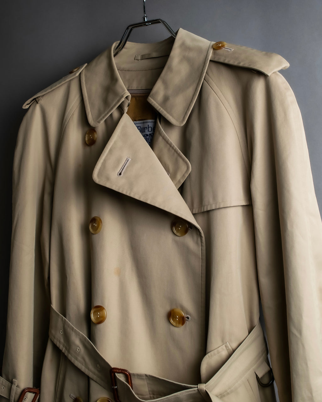 "BURBERRYS" Military detail classic trench coat