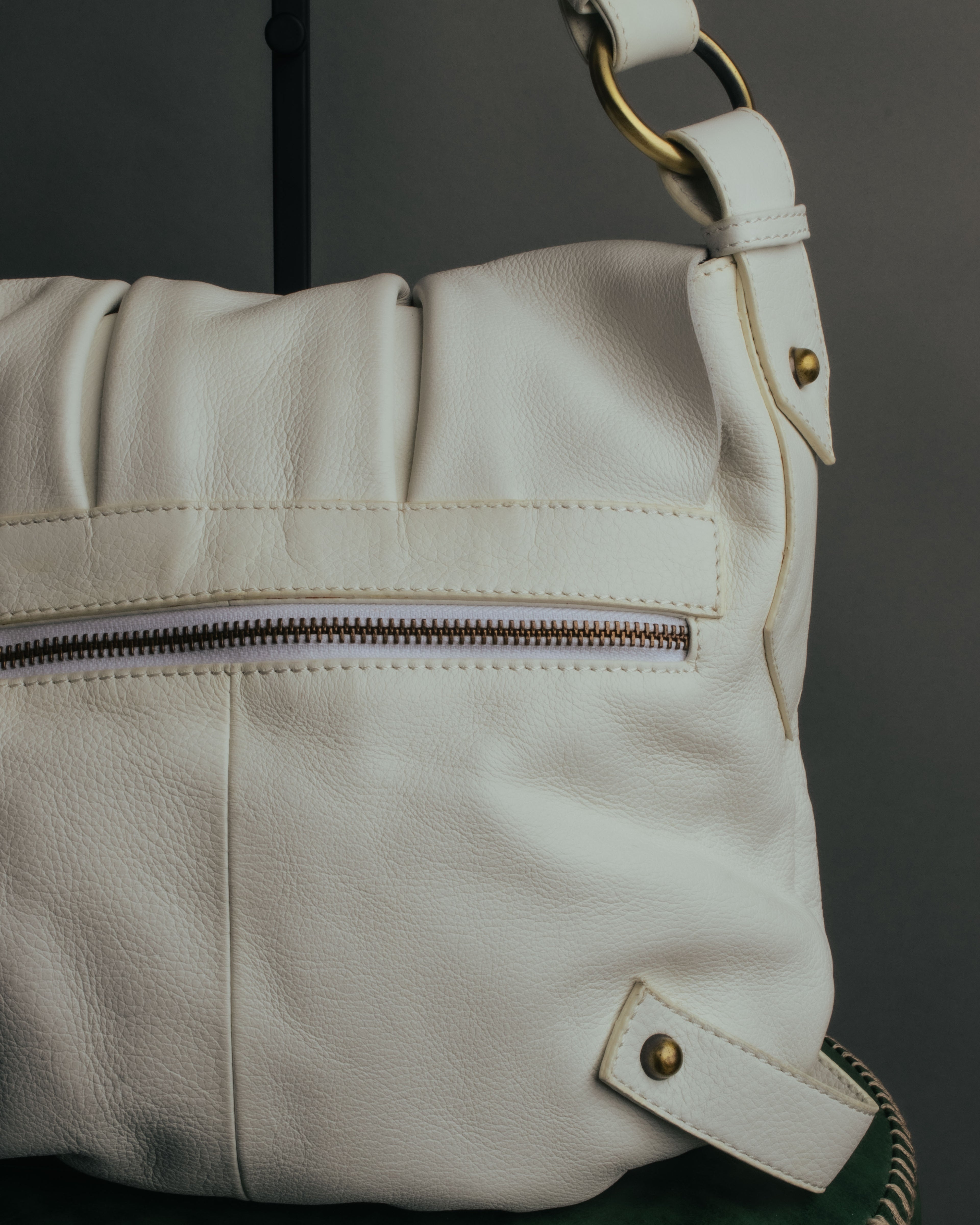 -SPECIAL- “Yves Saint Laurent” 2004-2011 Pilati era bow leather shoulder bag