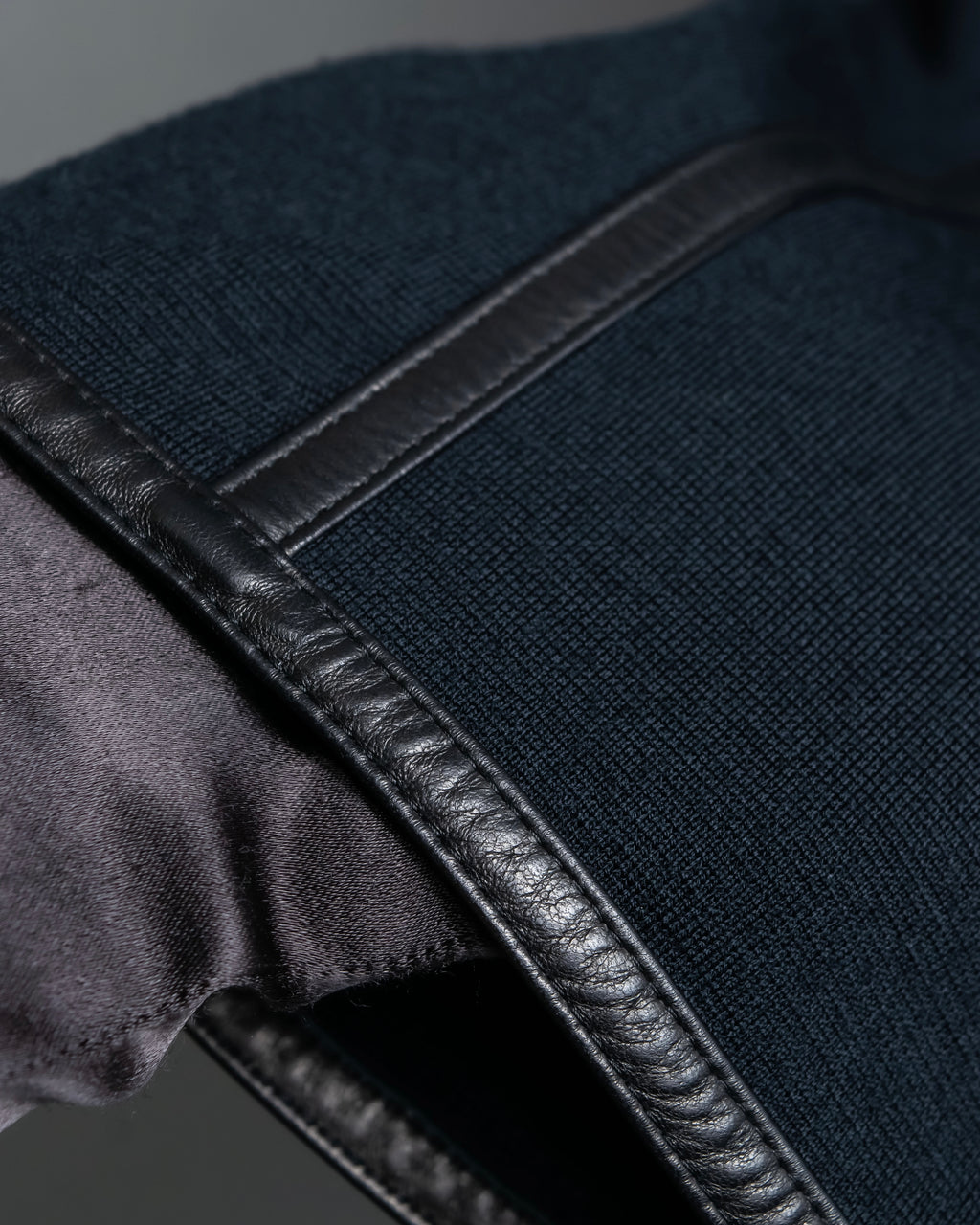 "GUCCI" Leather piping design box sleeve T-shirt