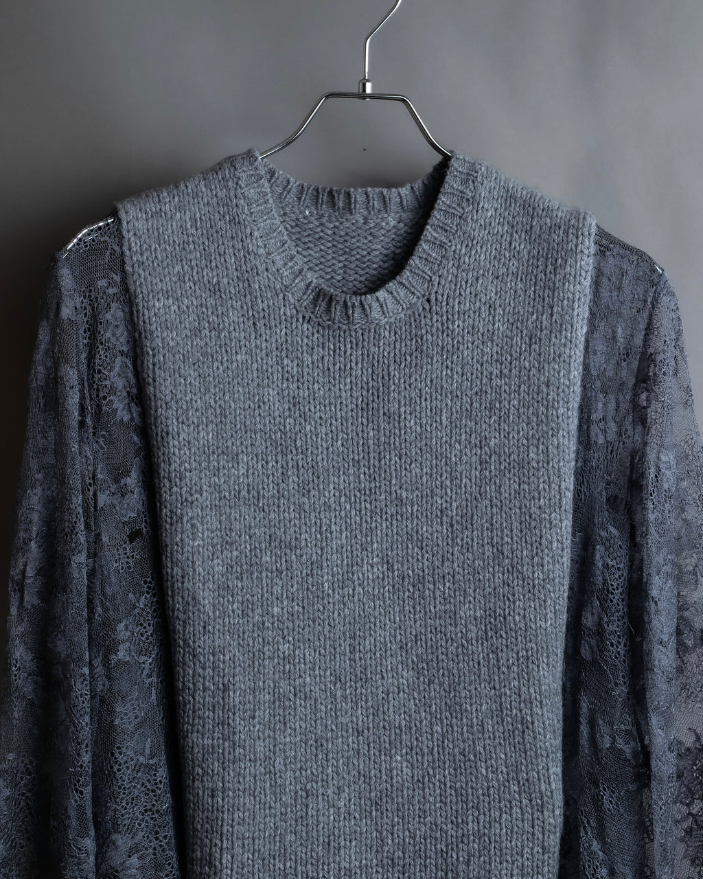 "VALENTINO" Floral lace cable knit docking design pullover