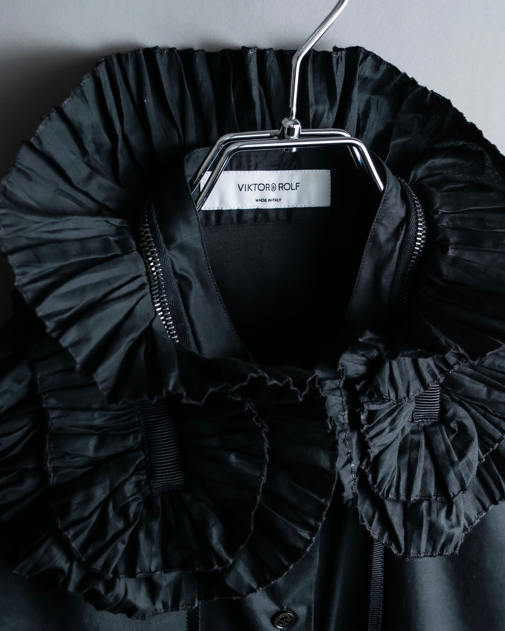 "VIKTOR&ROLF" Special oversized frill dress shirt