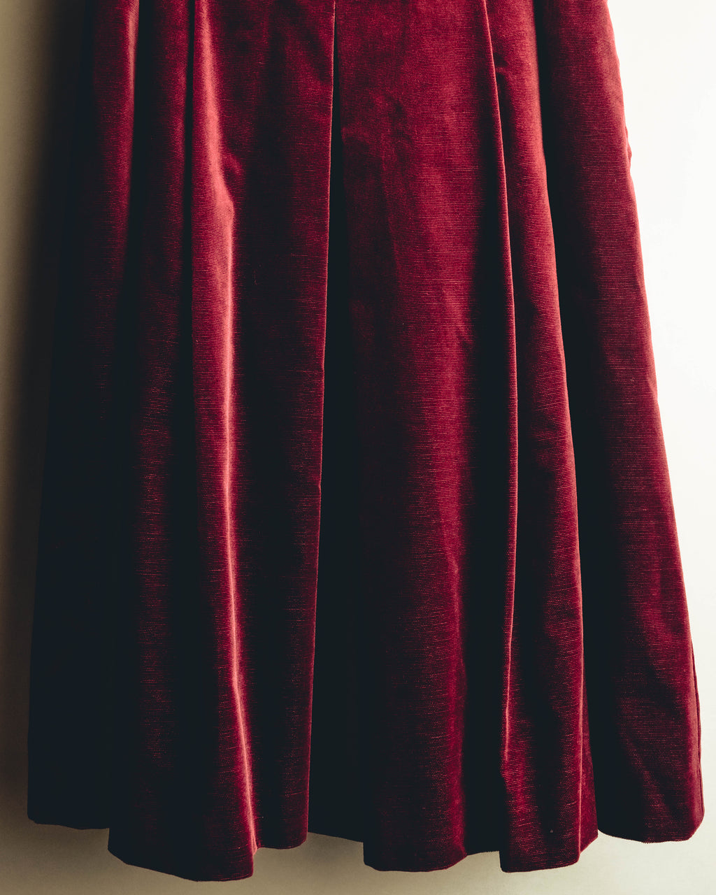 -SPECIAL- "Christian Dior" 80's-early 90's Burgundy velvet pleated skirt