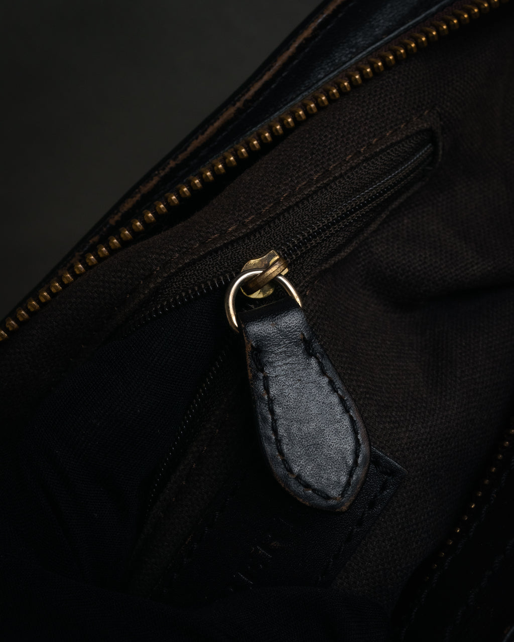 “BURBERRY” 2010’s Brogue tassel leather bag