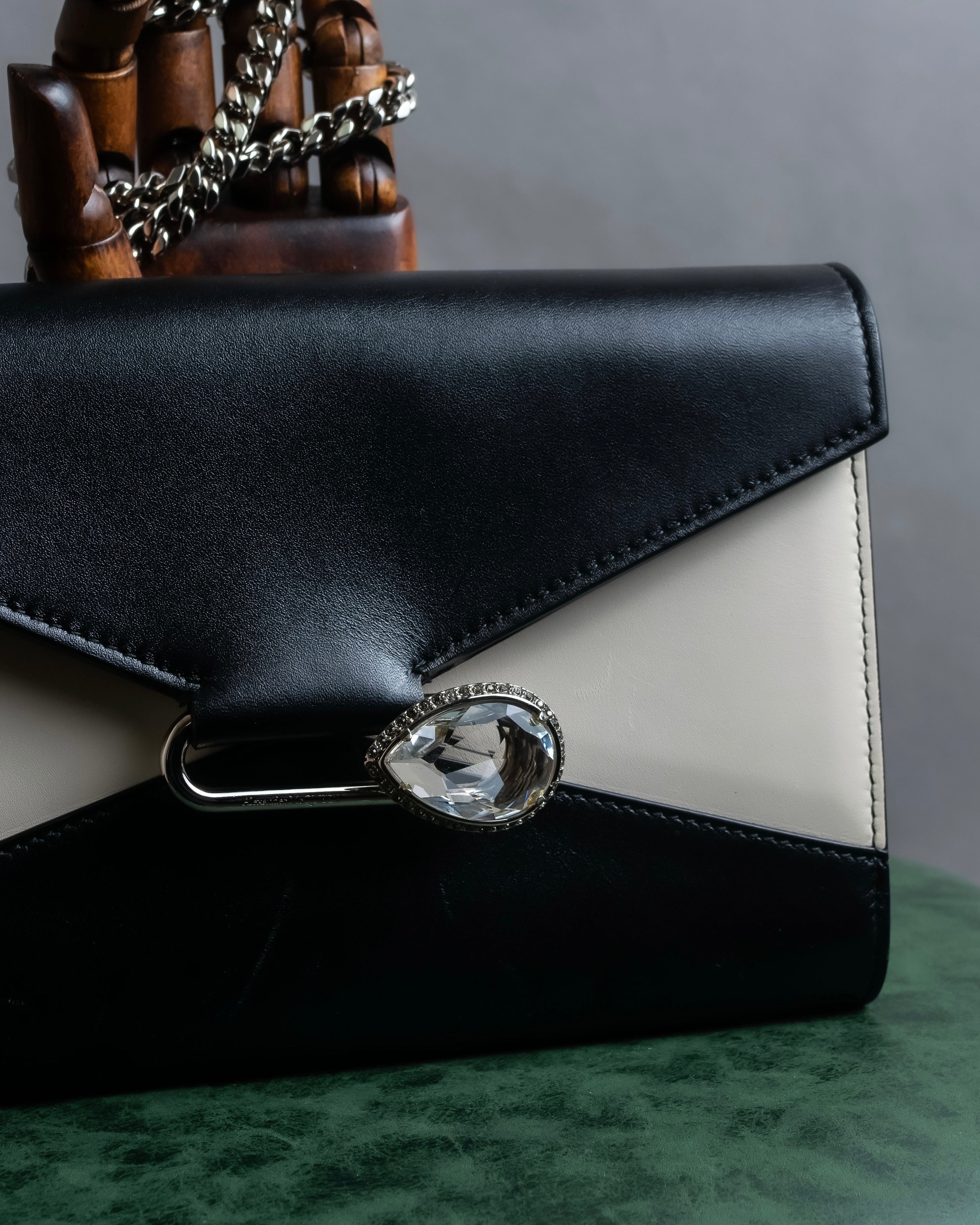 "Alexandar McQueen" Two-tone crystal clasp leather shoulder wallet