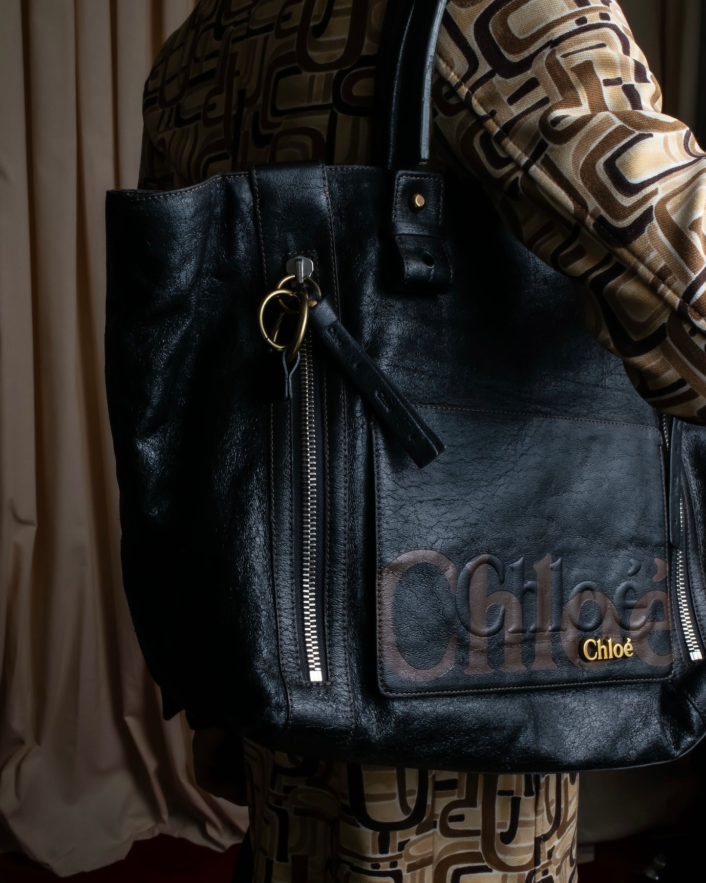 "Chloe" Eclipse series logo engraved leather tote bag