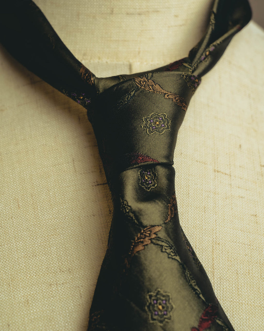 "Yves Saint Laurent" 80's-90's Olive silk jacquard necktie