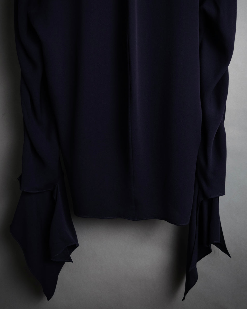 –SPECIAL– “BALENCIAGA” 2016 season Scarf collar extended sleeve blouse