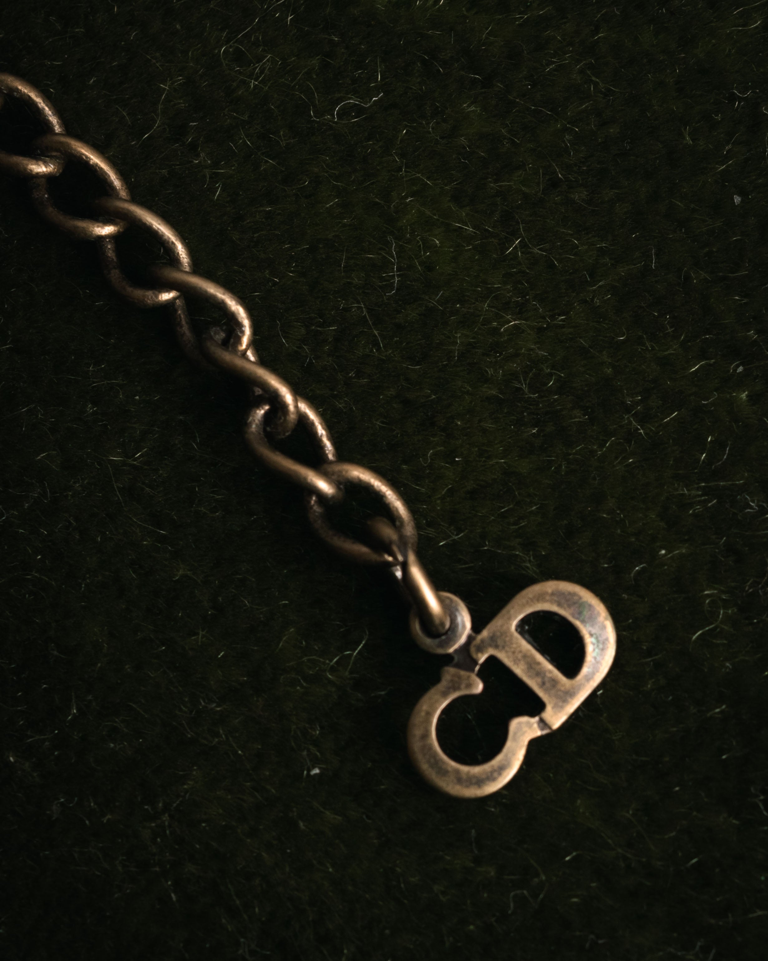 “Christian Dior” 90’s-00’s Antique gold botanical pendant necklace