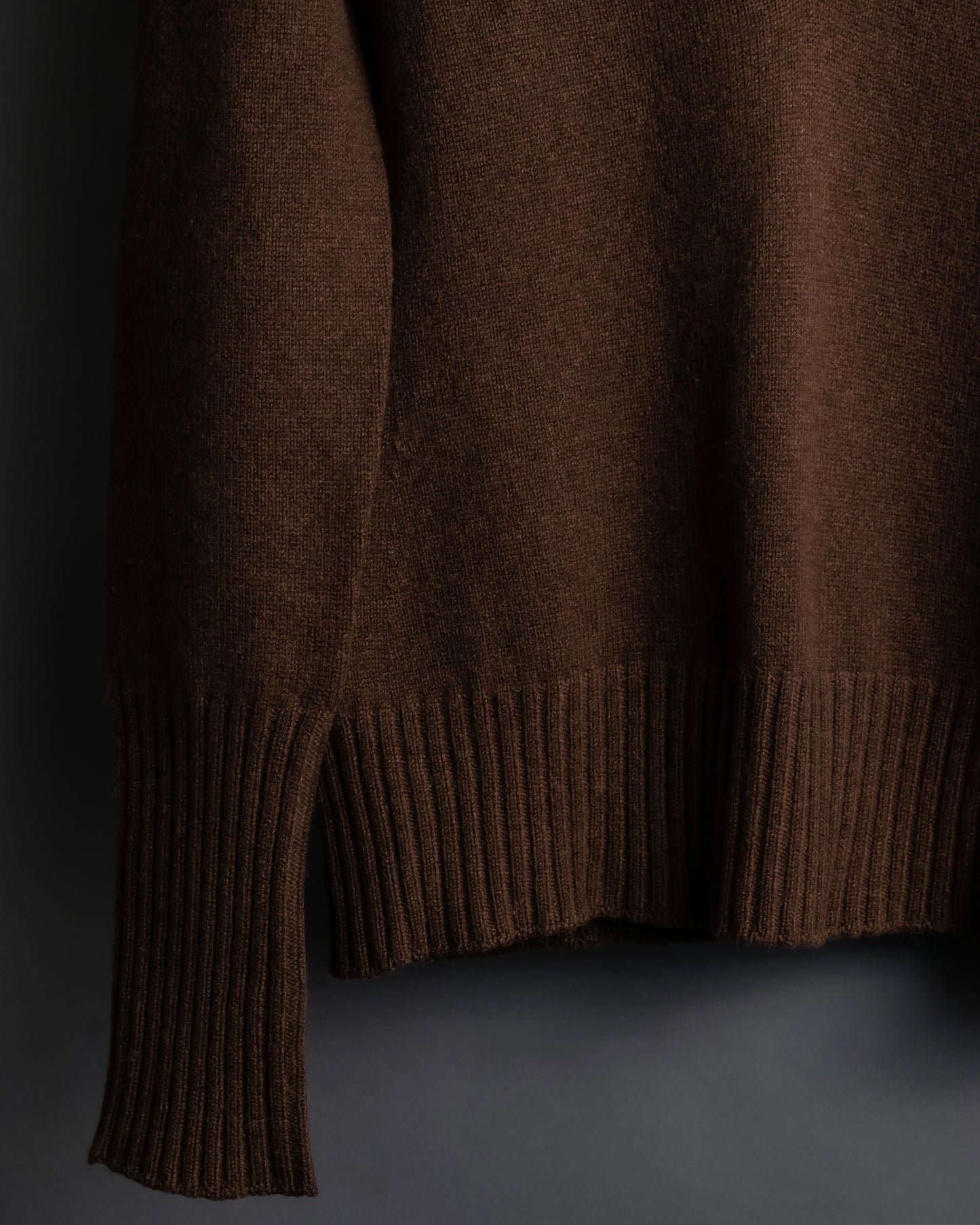 "HERMES" 100% cashmere V-neck design knit