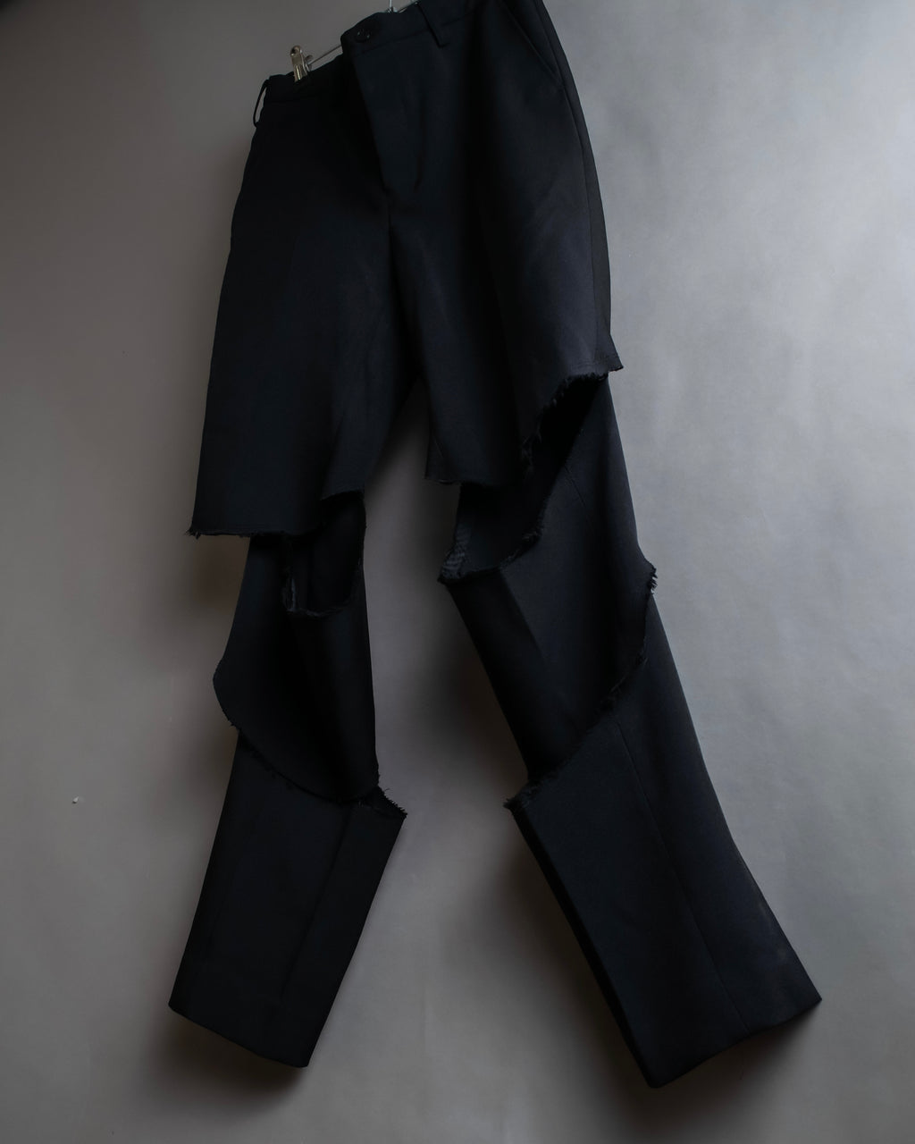 "COMME des GARCONS HOMME PLUS" 19SS Cut-off design slacks