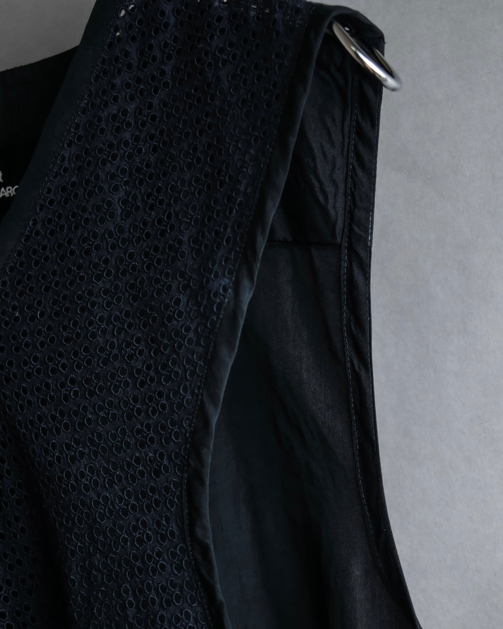 "tricot COMME des GARCONS" 96SS eyelet lace design patterned fabric switching vest