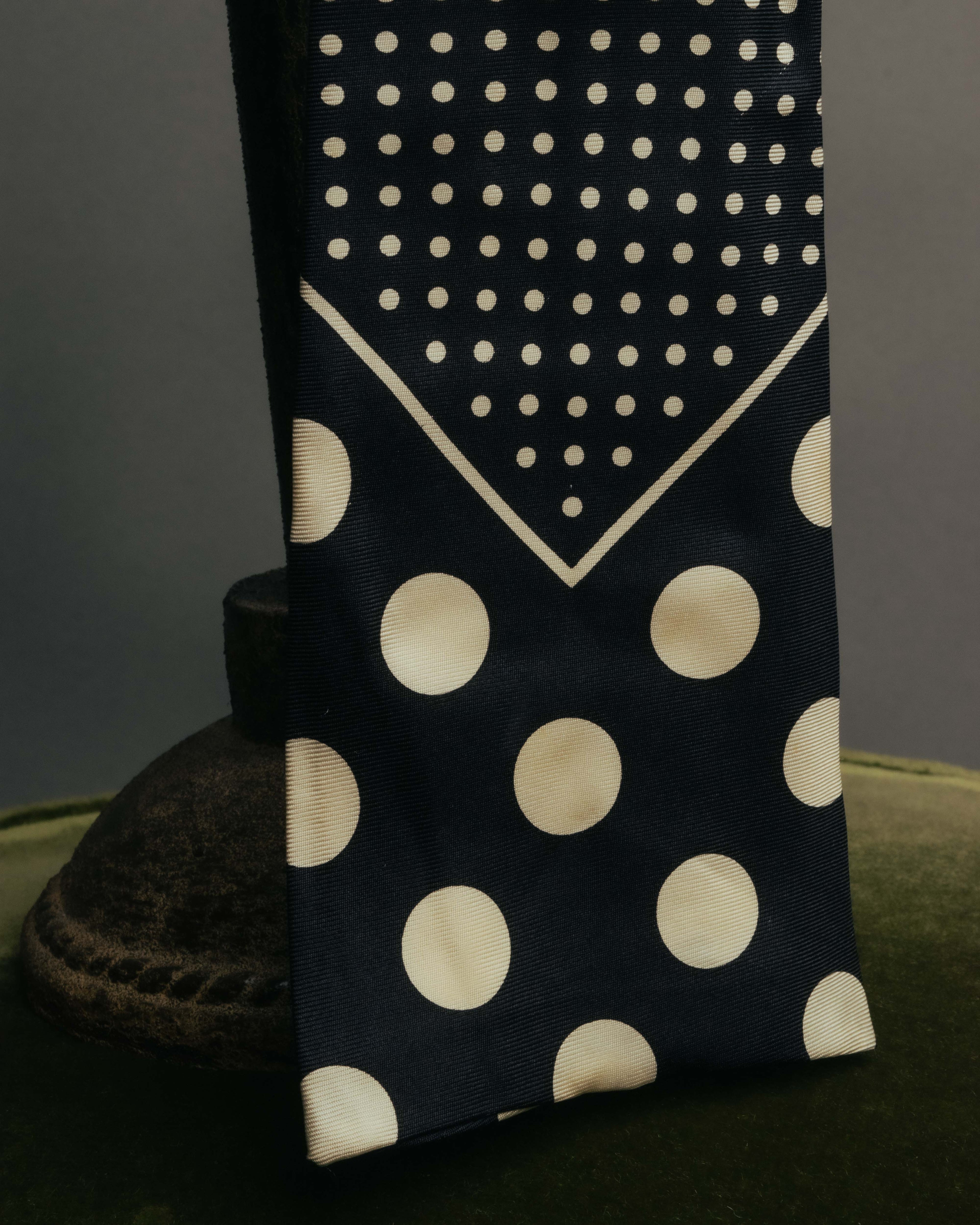 "Jean Paul Gaultier Paris" 90's-00's Graphic dotted silk neck scarf