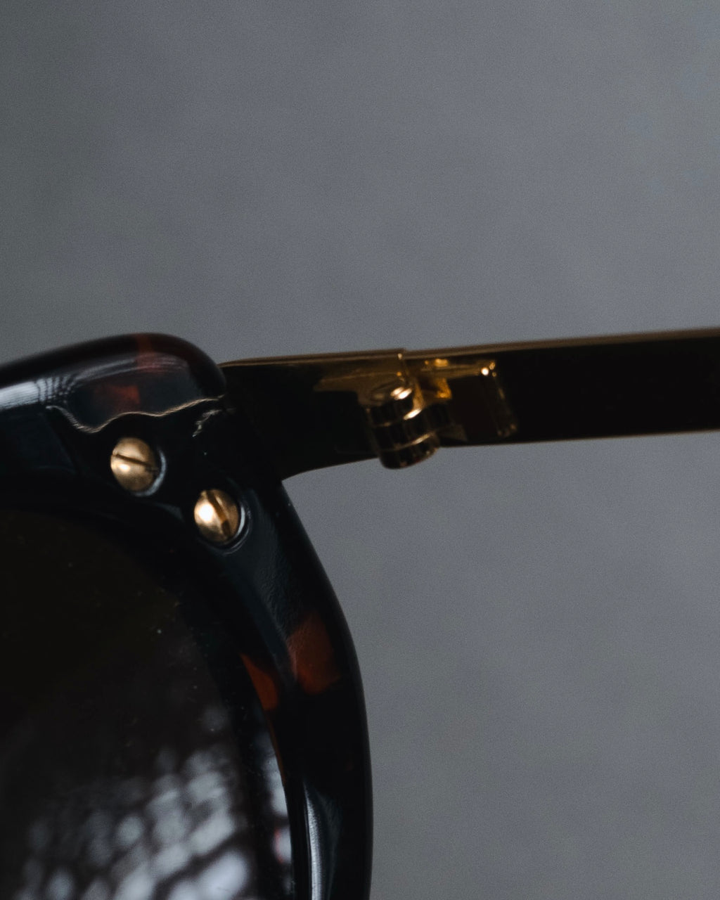"GUCCI" Sleek oval acetate sunglasses