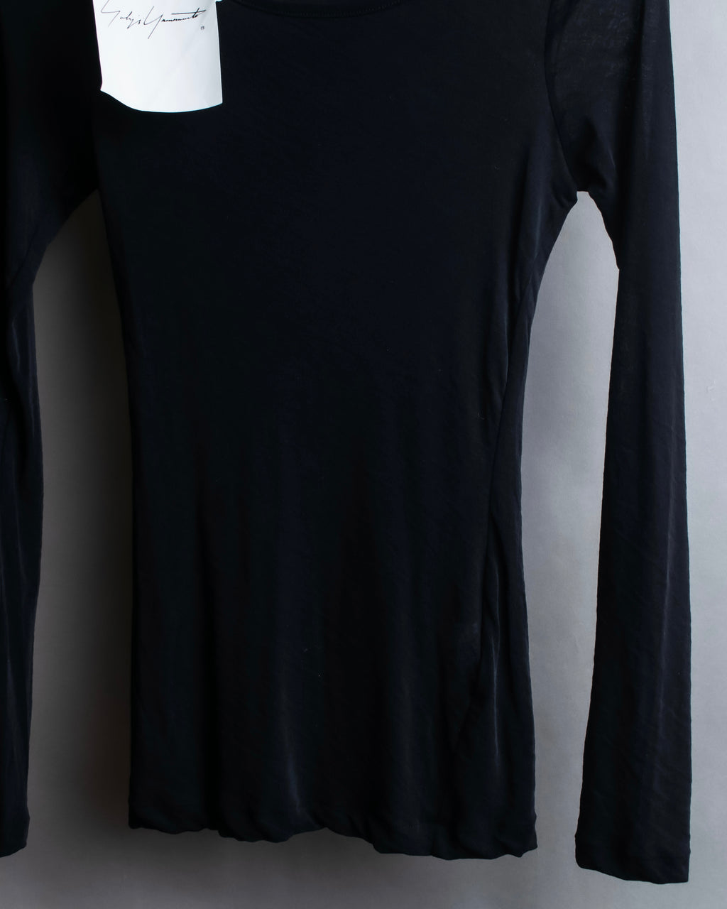"YOHJI YAMAMOTO FEMME"
Sheer cotton round neck pullover
