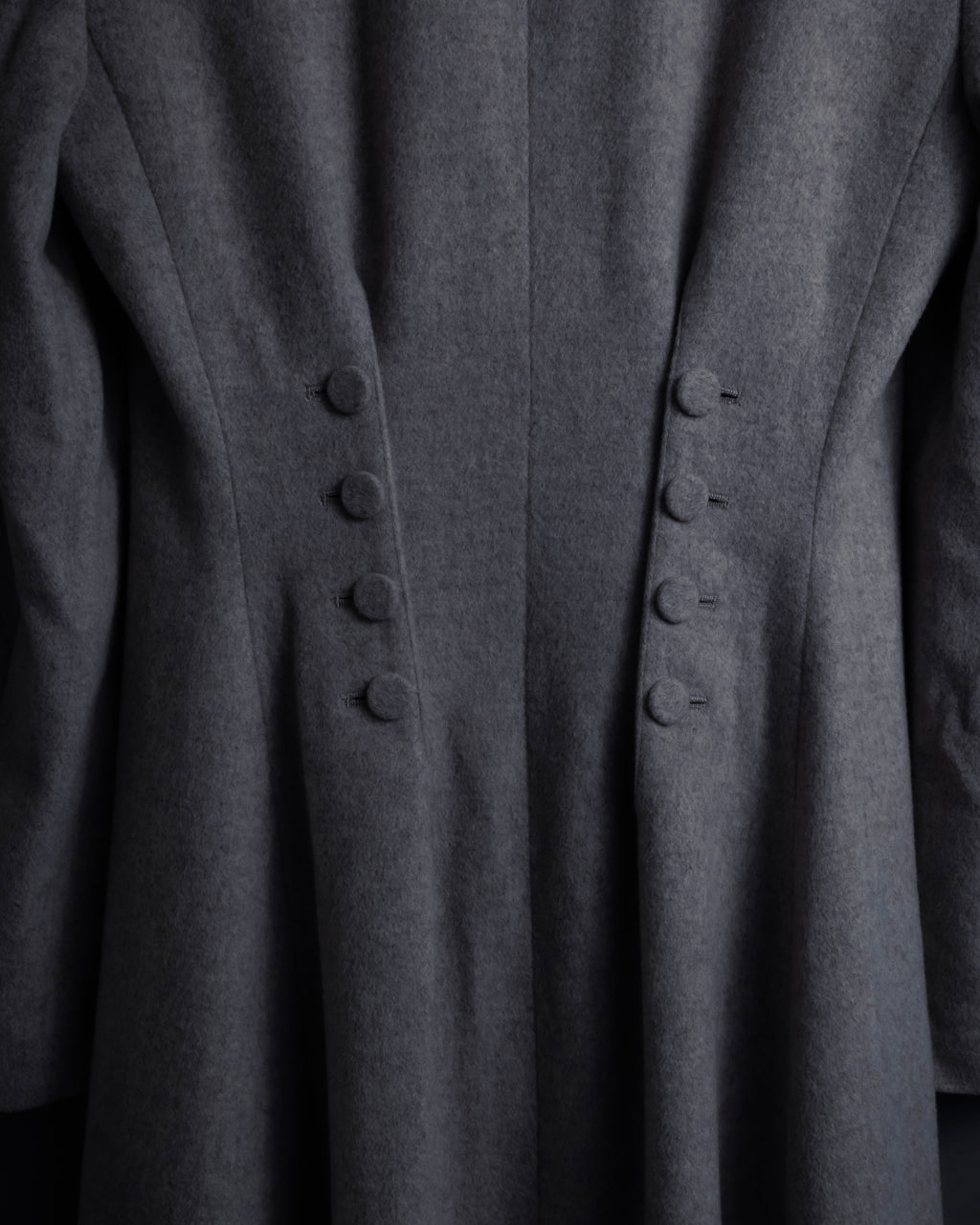 -SPECIAL- "JEAN PAUL GAULTIER"
90's-00's Waist shape A-line silhouette ecryu color super long coat