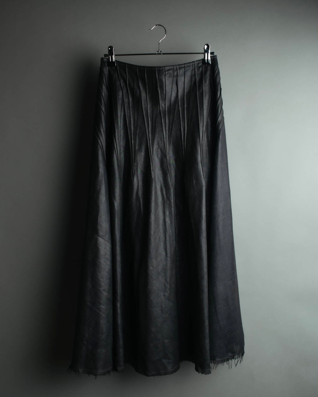 "JUNYA WATANABE COMME des GARÇONS" 00's Glossy raw hem flared long skirt