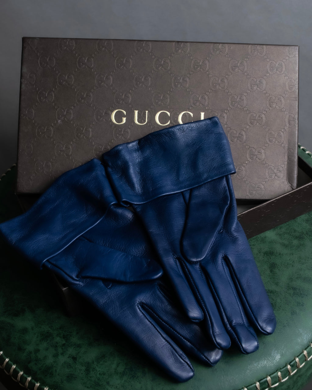 "GUCCI" Ribbon＆charm design blue leather gloves