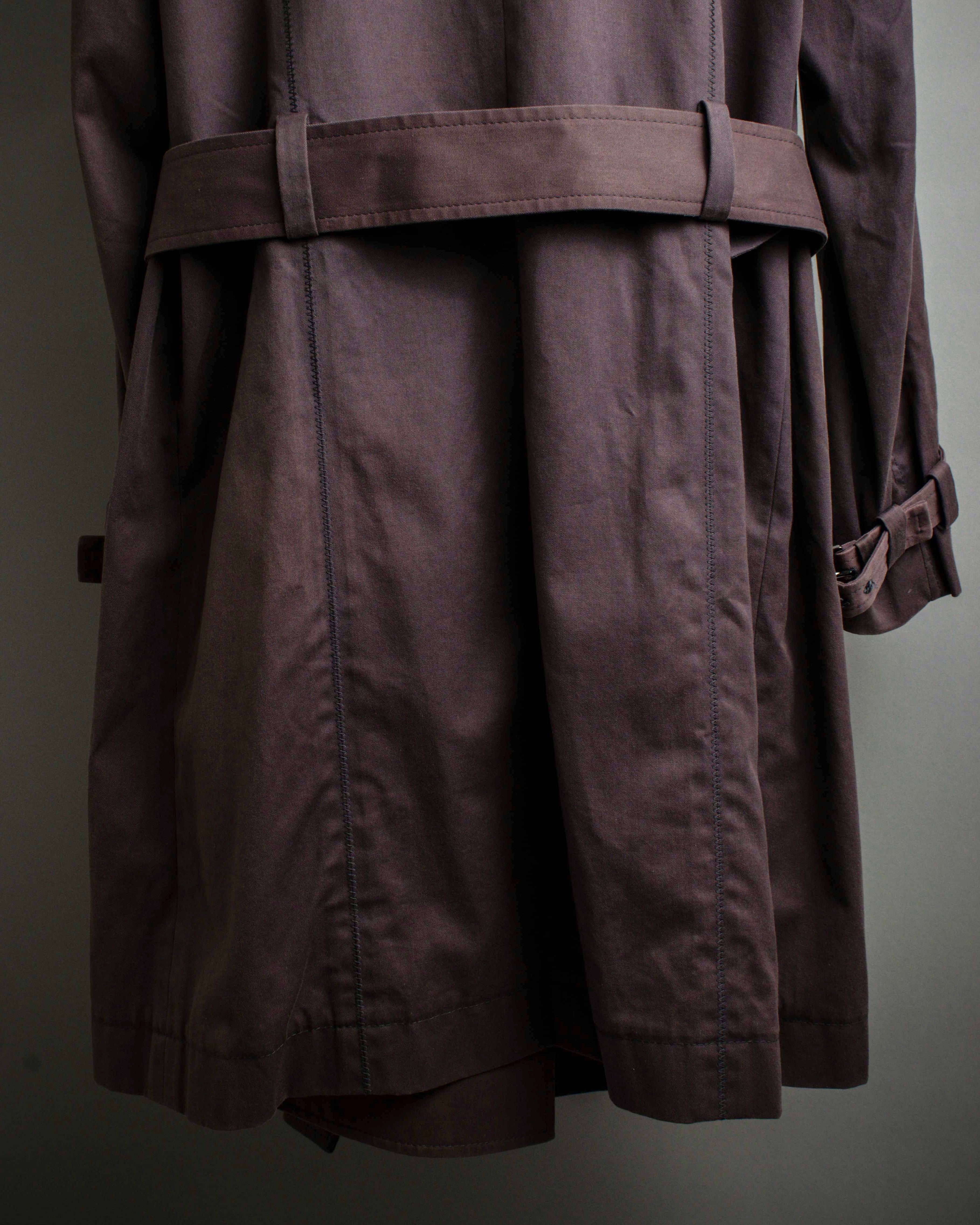 "CELINE" Triomphe button design in plum brown color
 trench coat